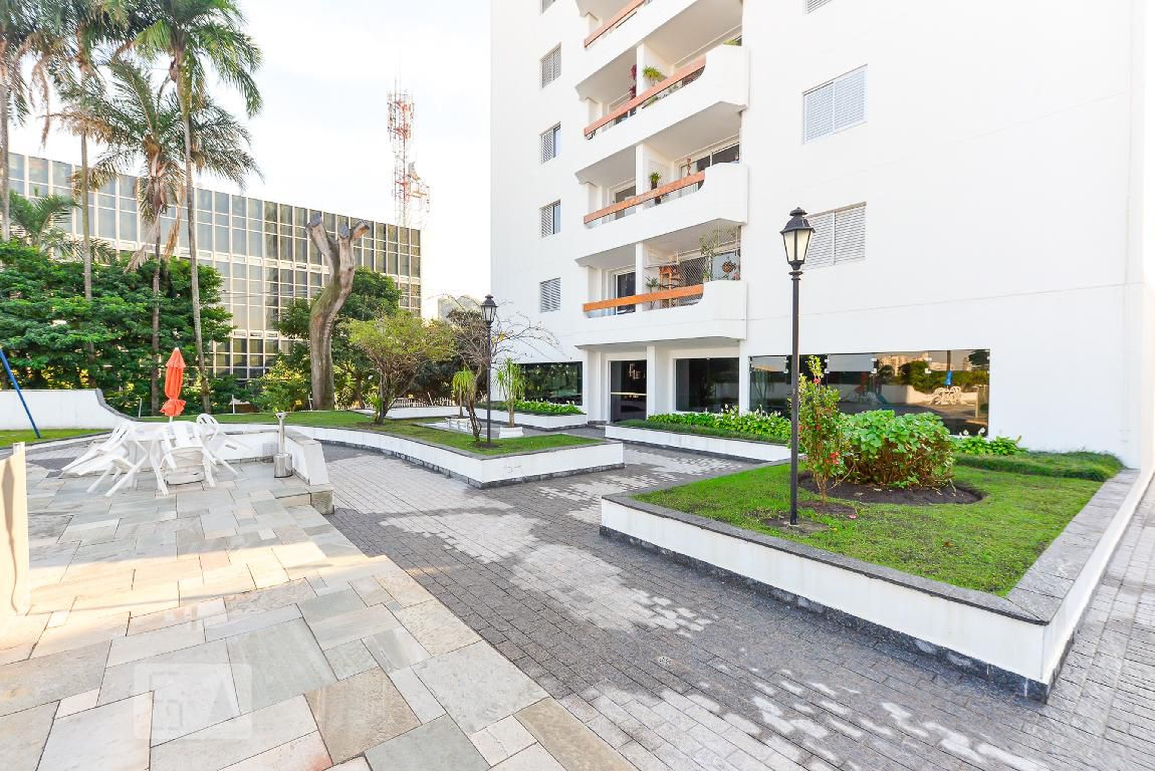 area comum - Barão de Morenos