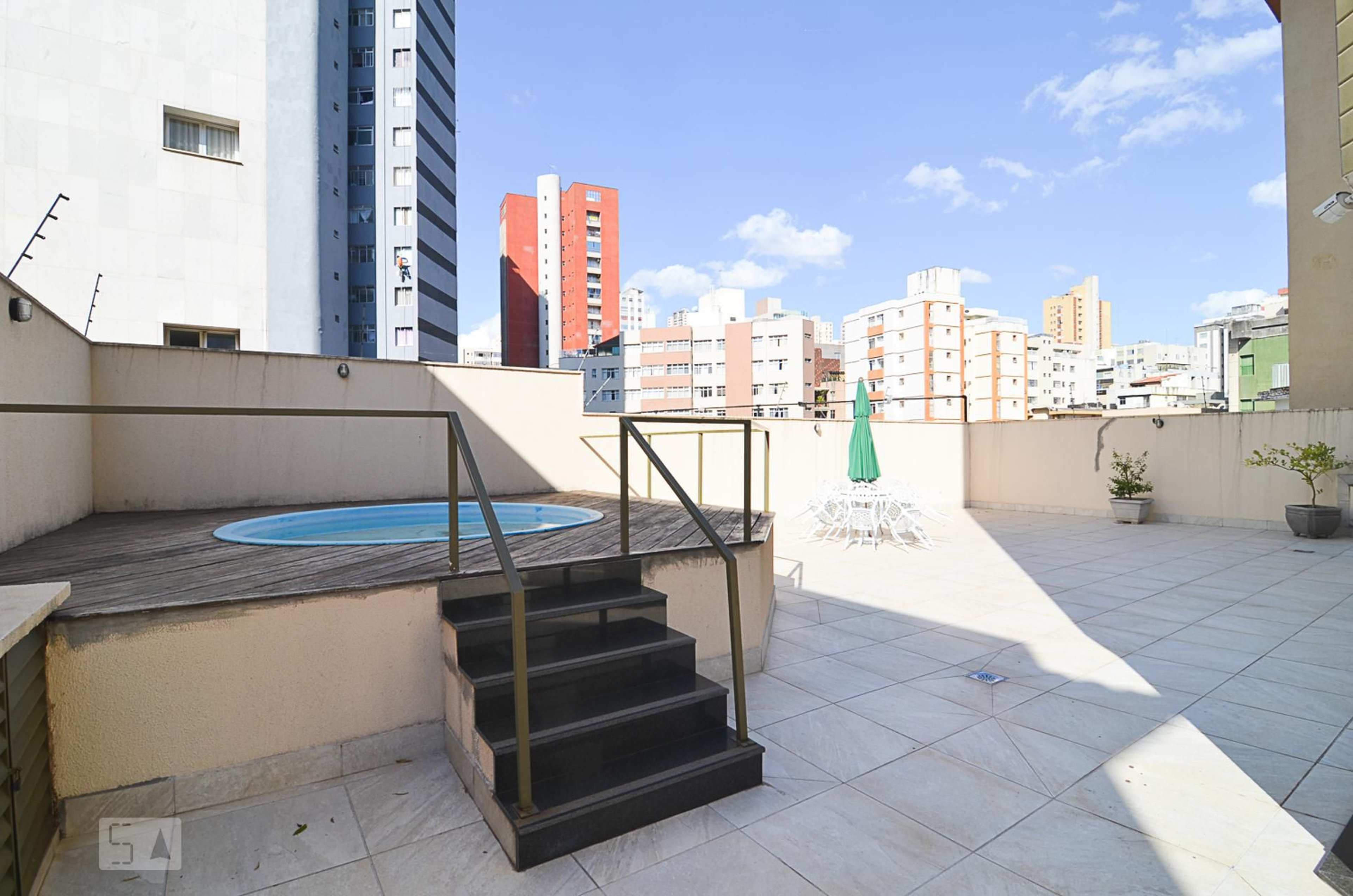 Piscina - Edifício Vanessa