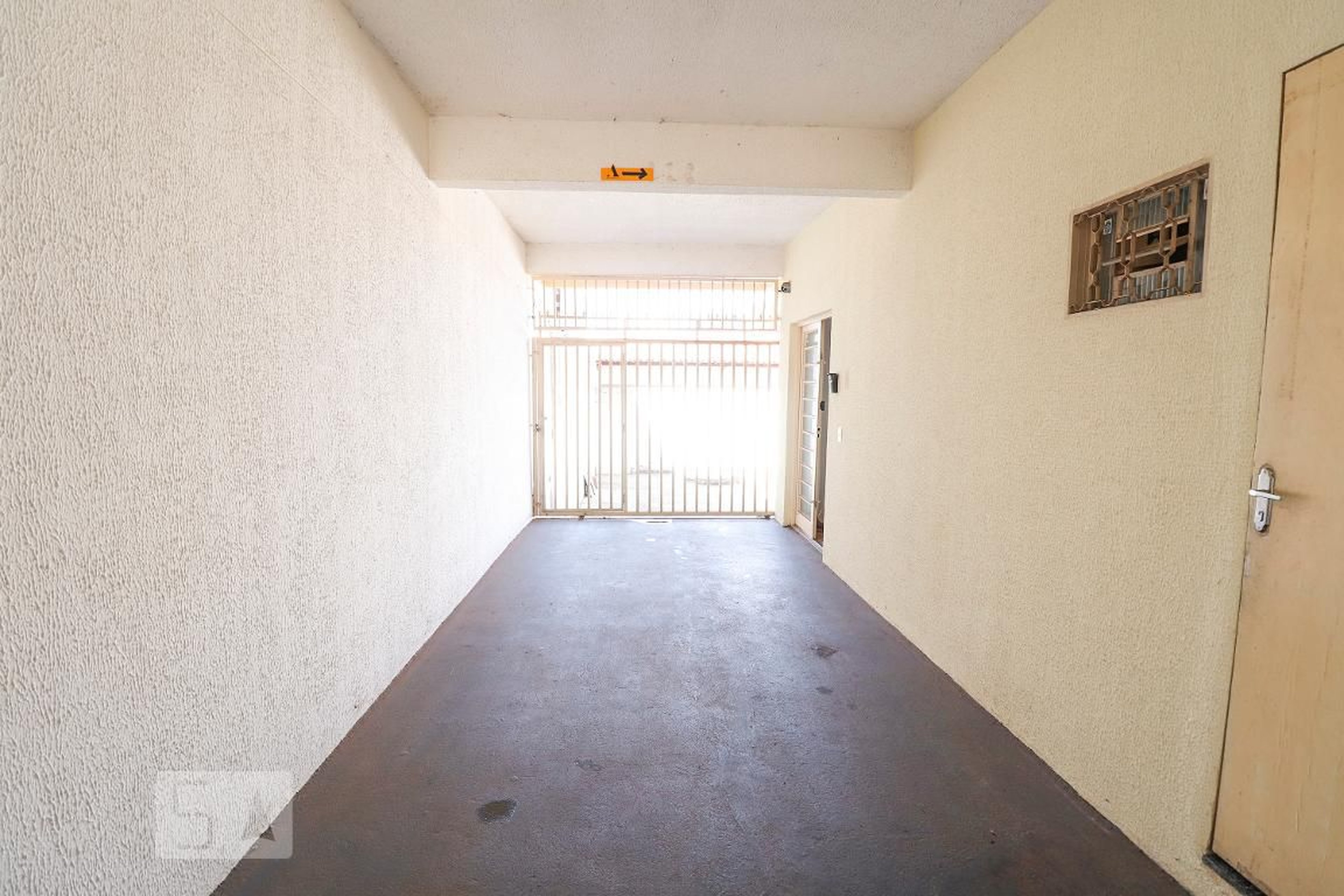 Entrada Condomínio em Rua 24 - Jardim Goiás, Goiânia - Go, Brasil, SN