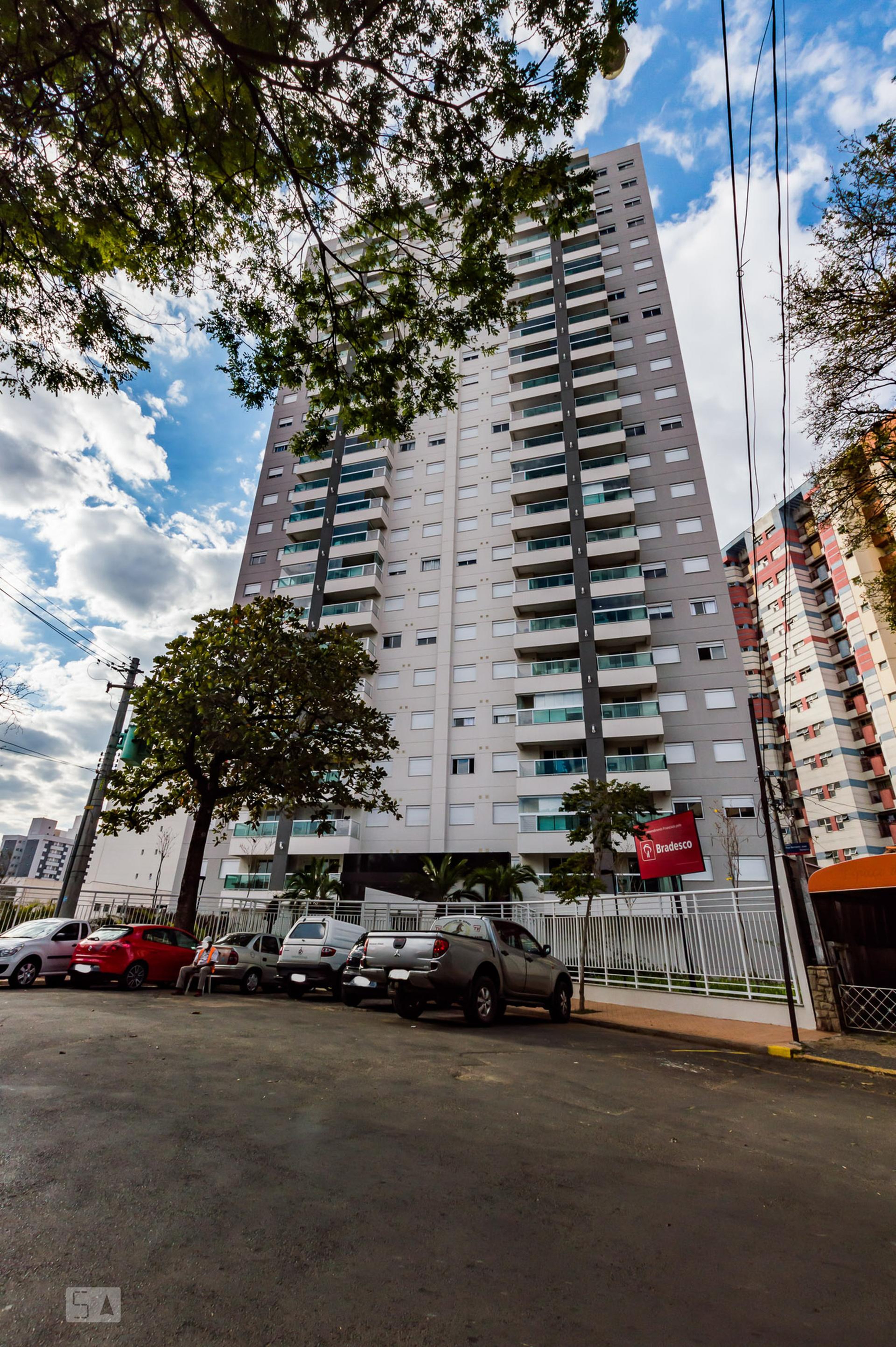 Fachada do Condomínio Condomínio Stage Concept Living