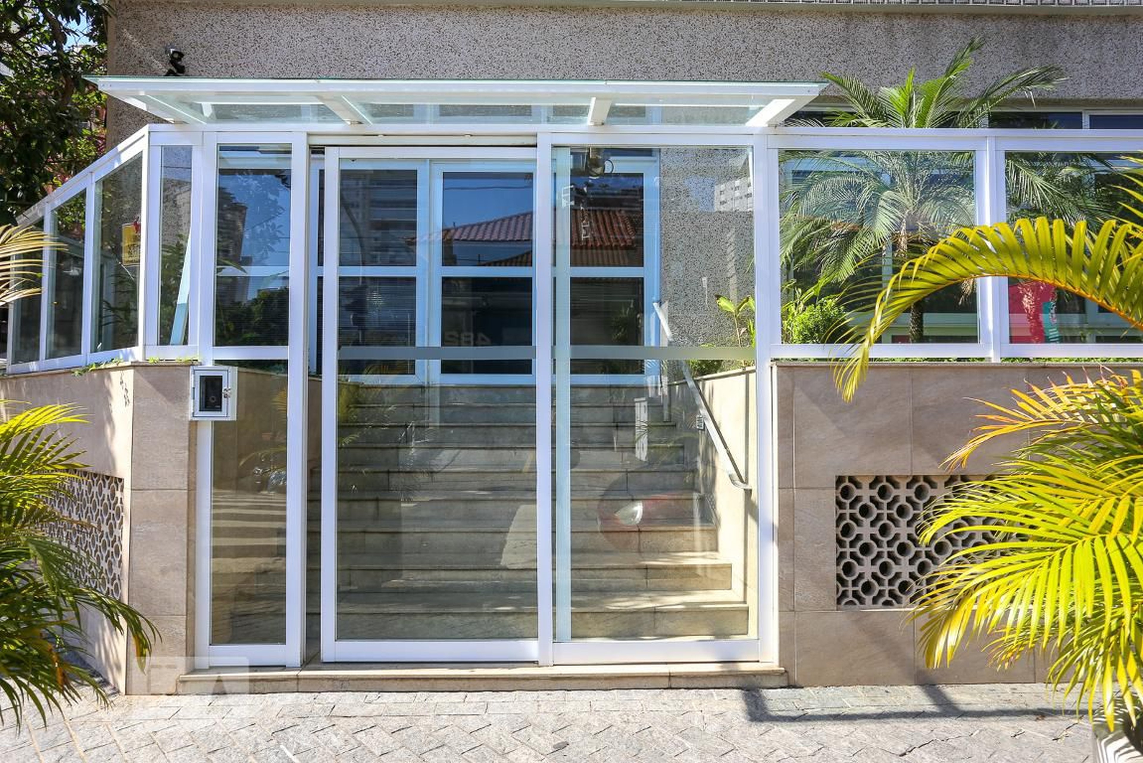 Fachada do Condominio Edifício Liliane