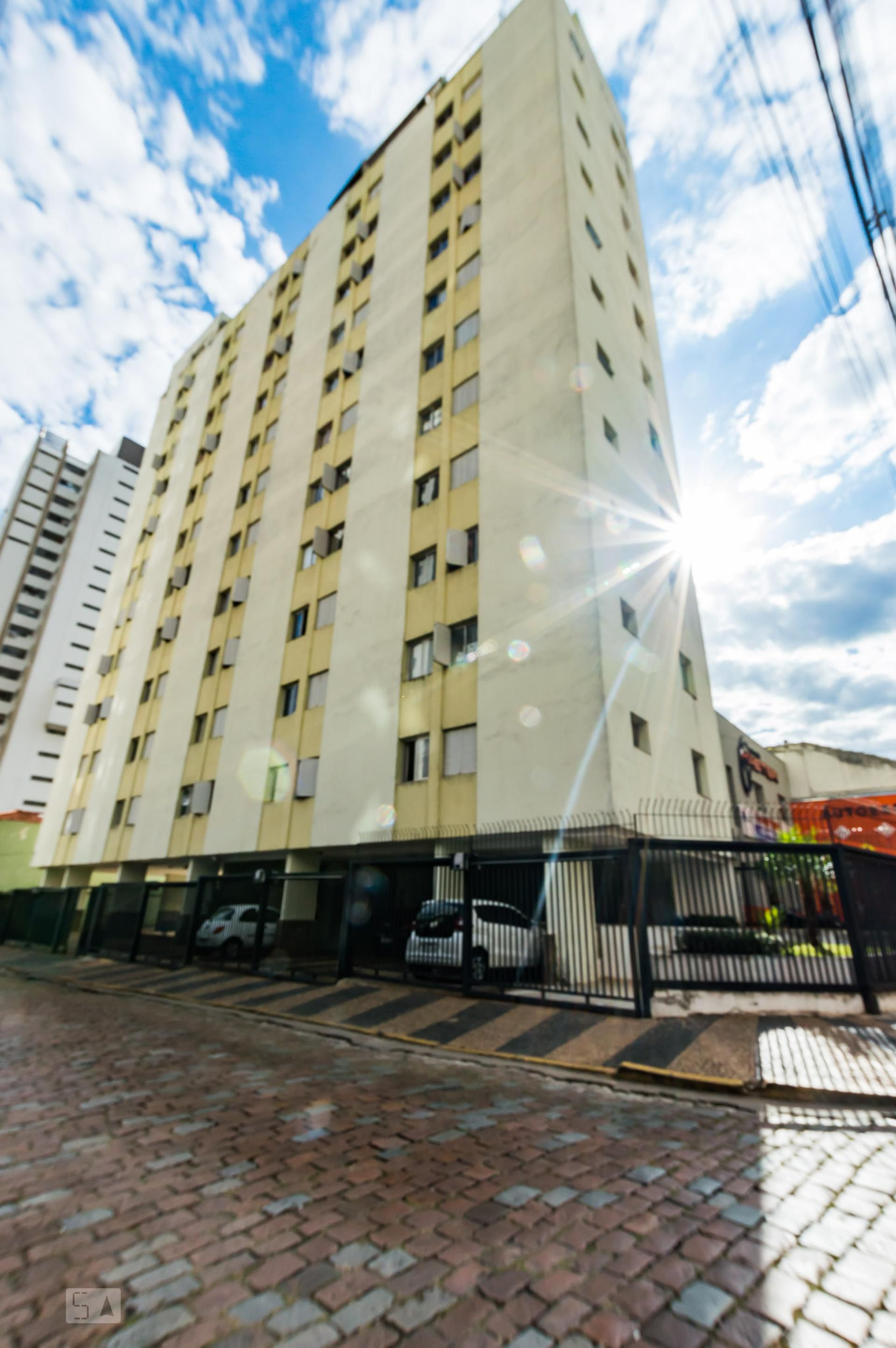 Fachada do Condomínio Condomínio em Rua Antônio Cesarino, 686