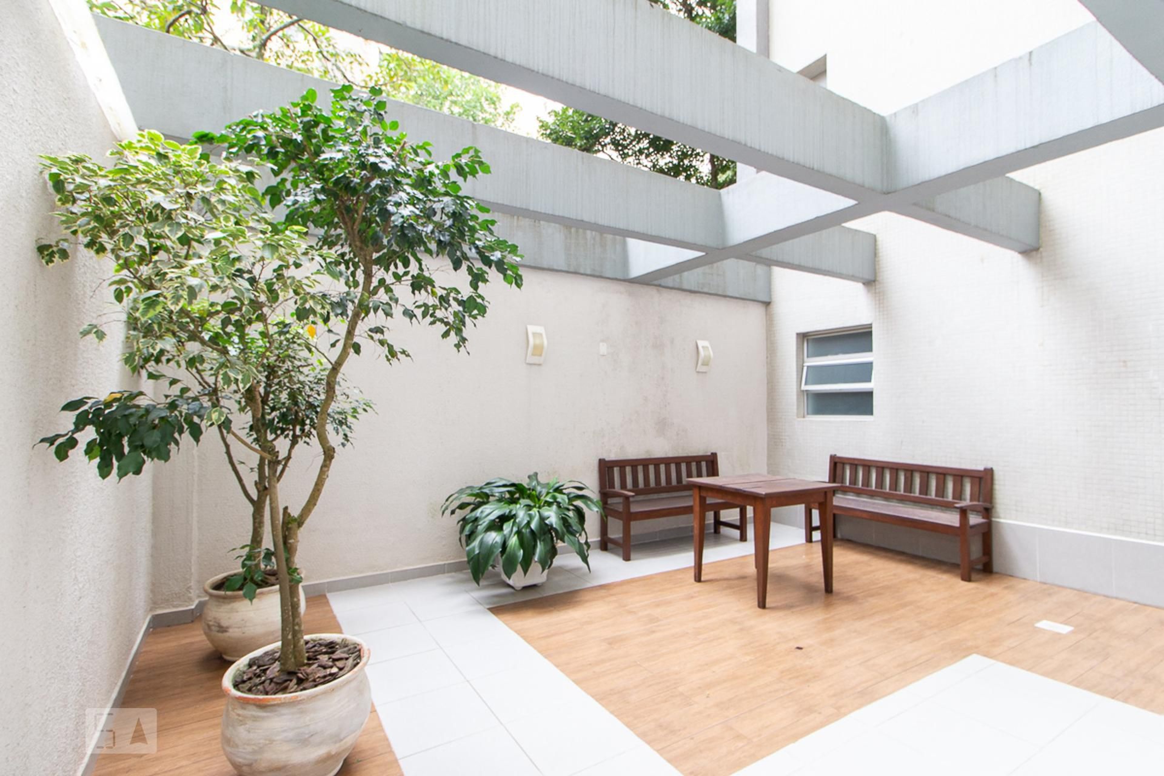 Área Externa - Morada dos Cedros