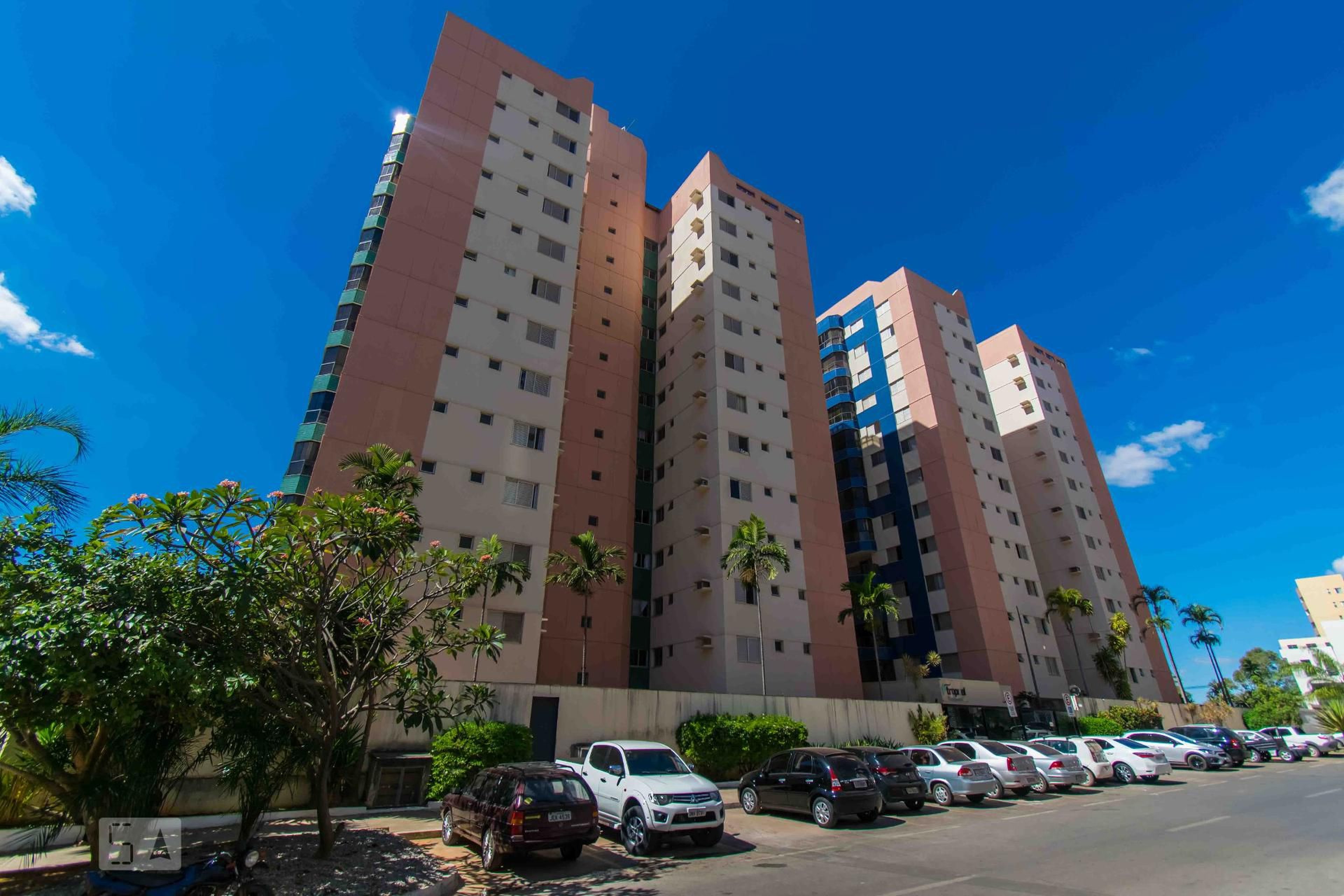 Fachada Condomínio Tropical Residencial