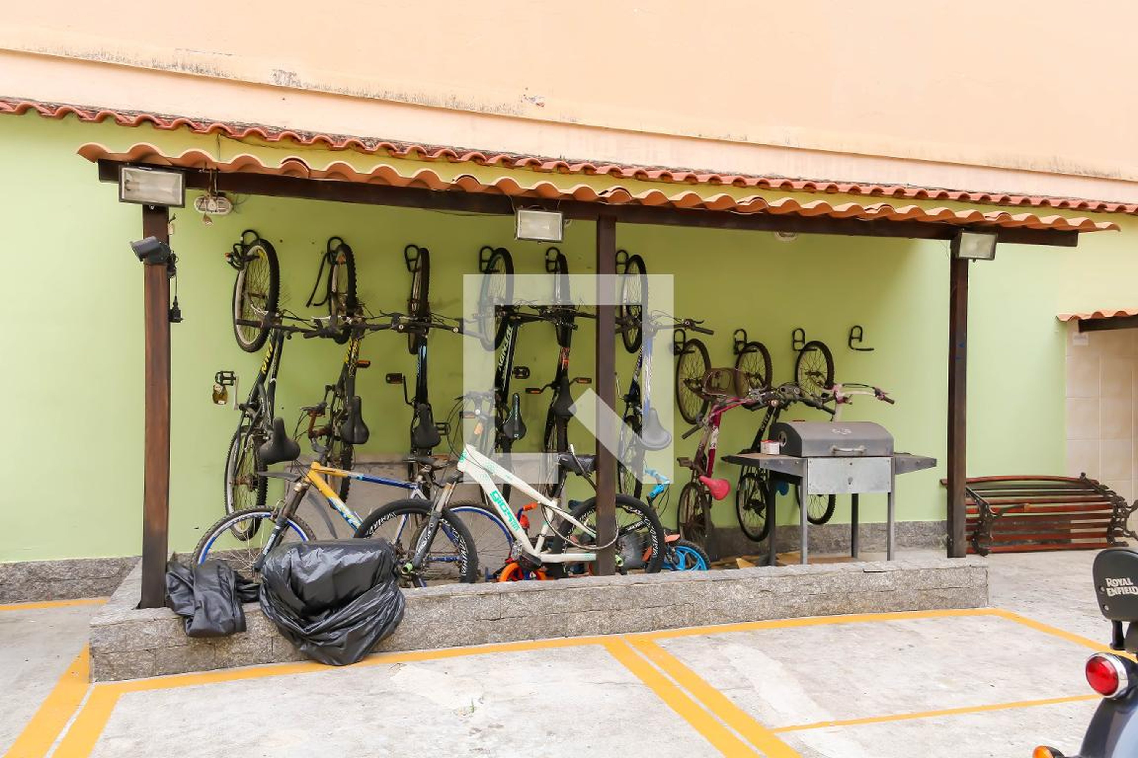 Bicicletário - Village do Méier