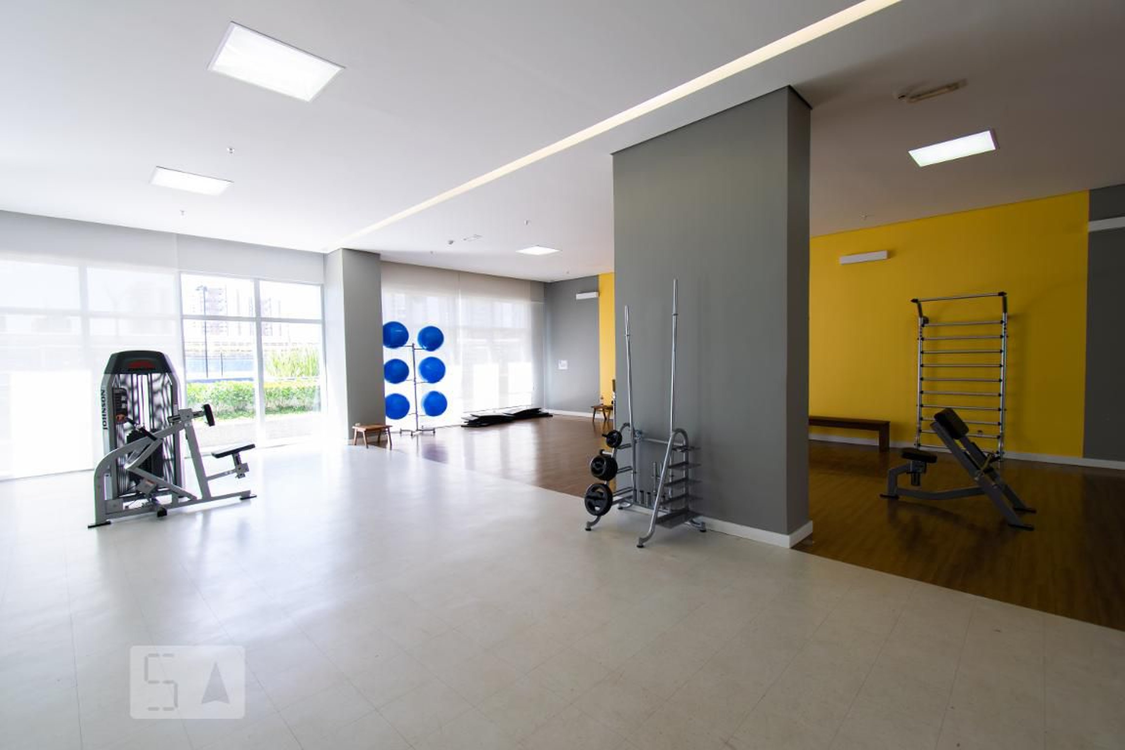 Academia - DF Century Plaza