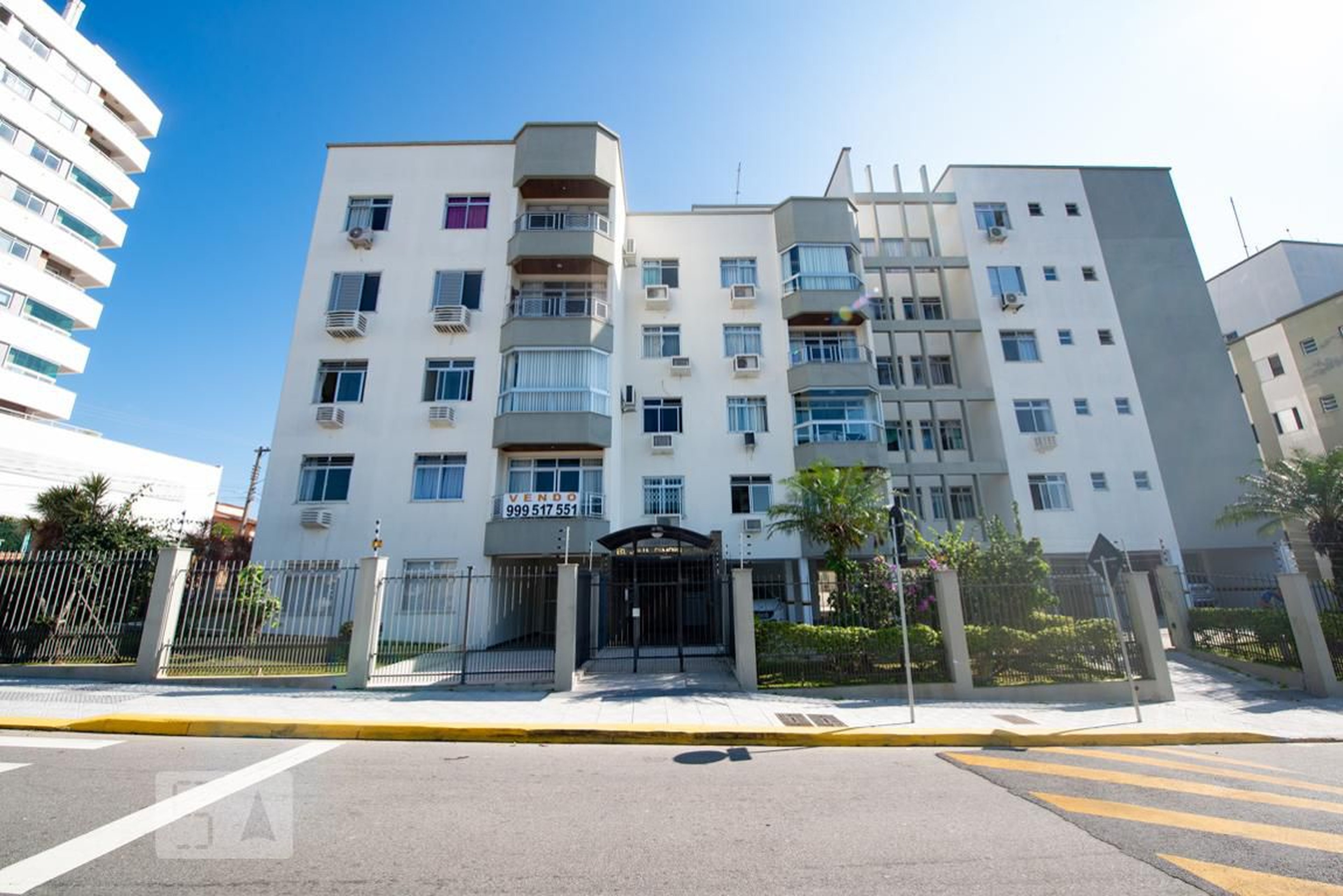 Fachada Condomínio Dona Julia Demoro