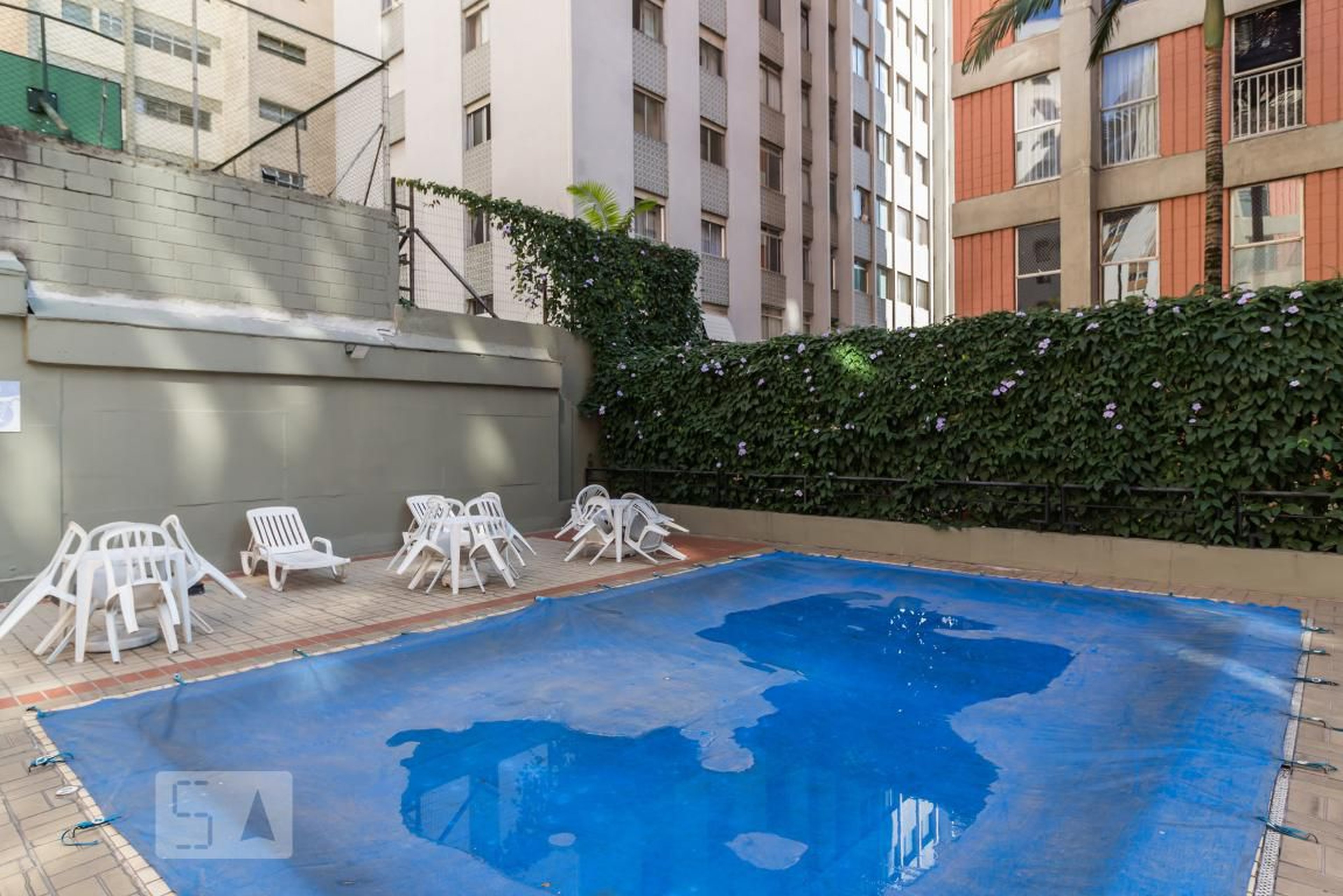 Piscina adulto - Edifício Modular Lark I e II