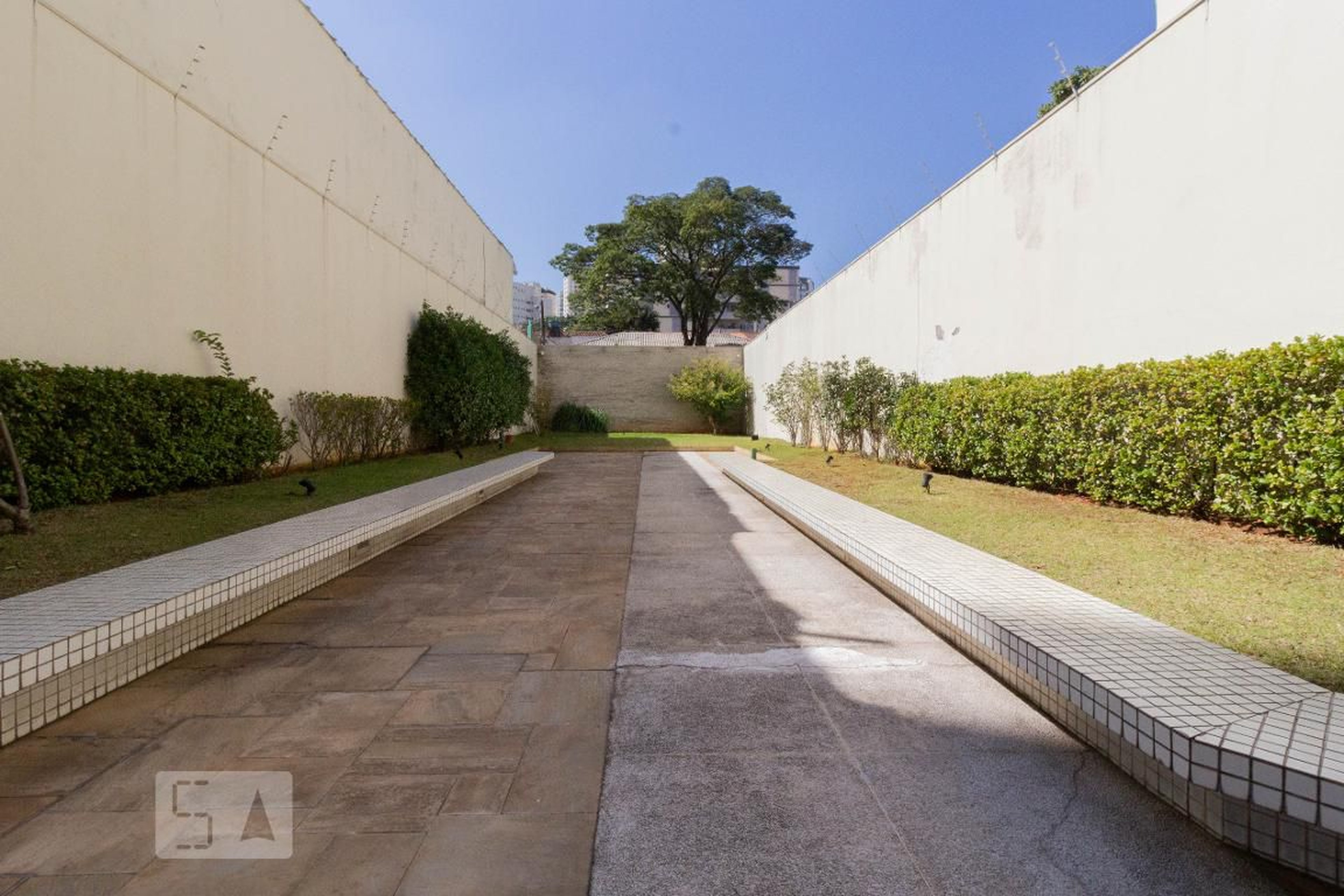 Área Externa - Clara