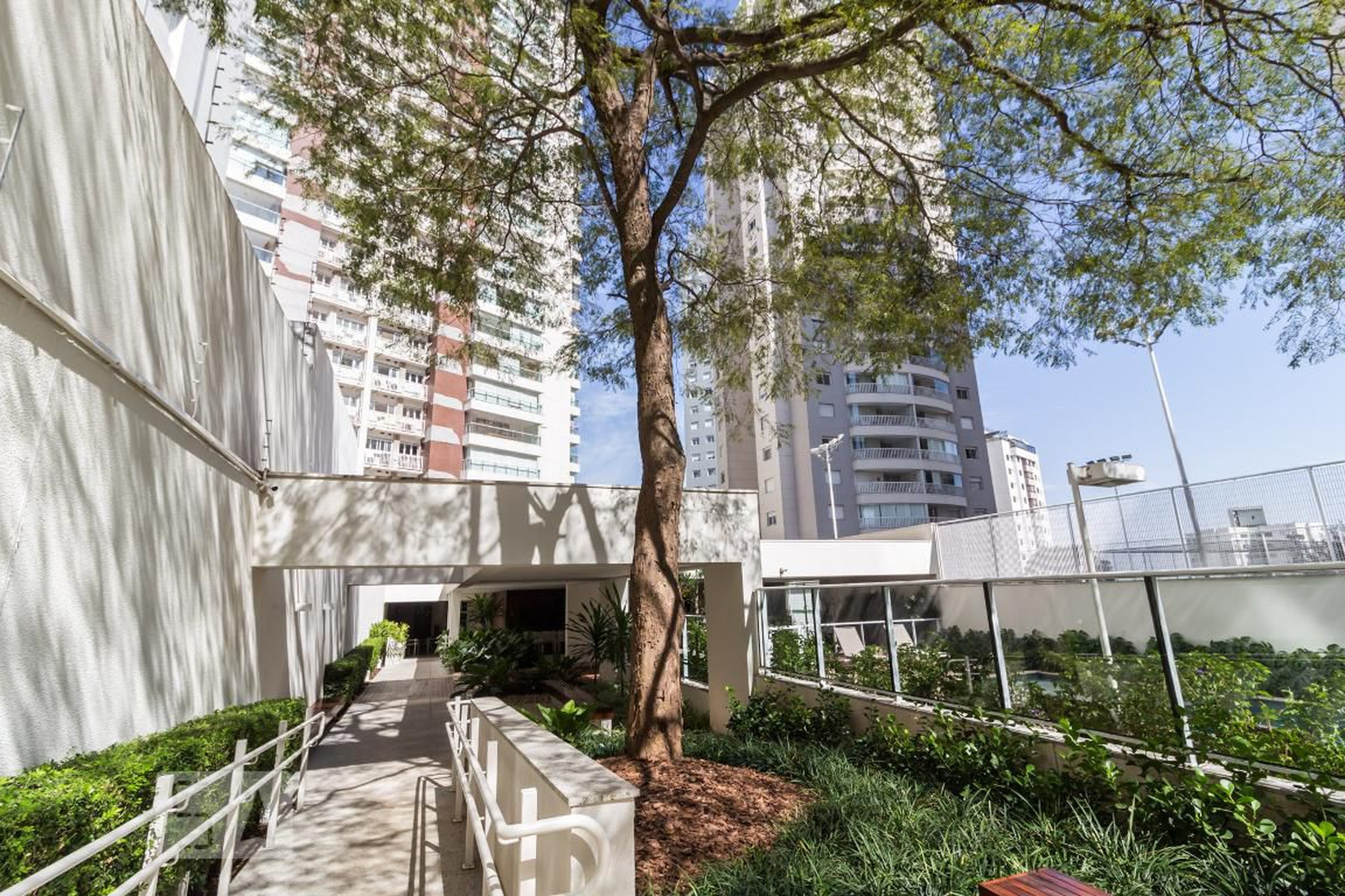 Fachada Condomínio DUO Alto da Lapa