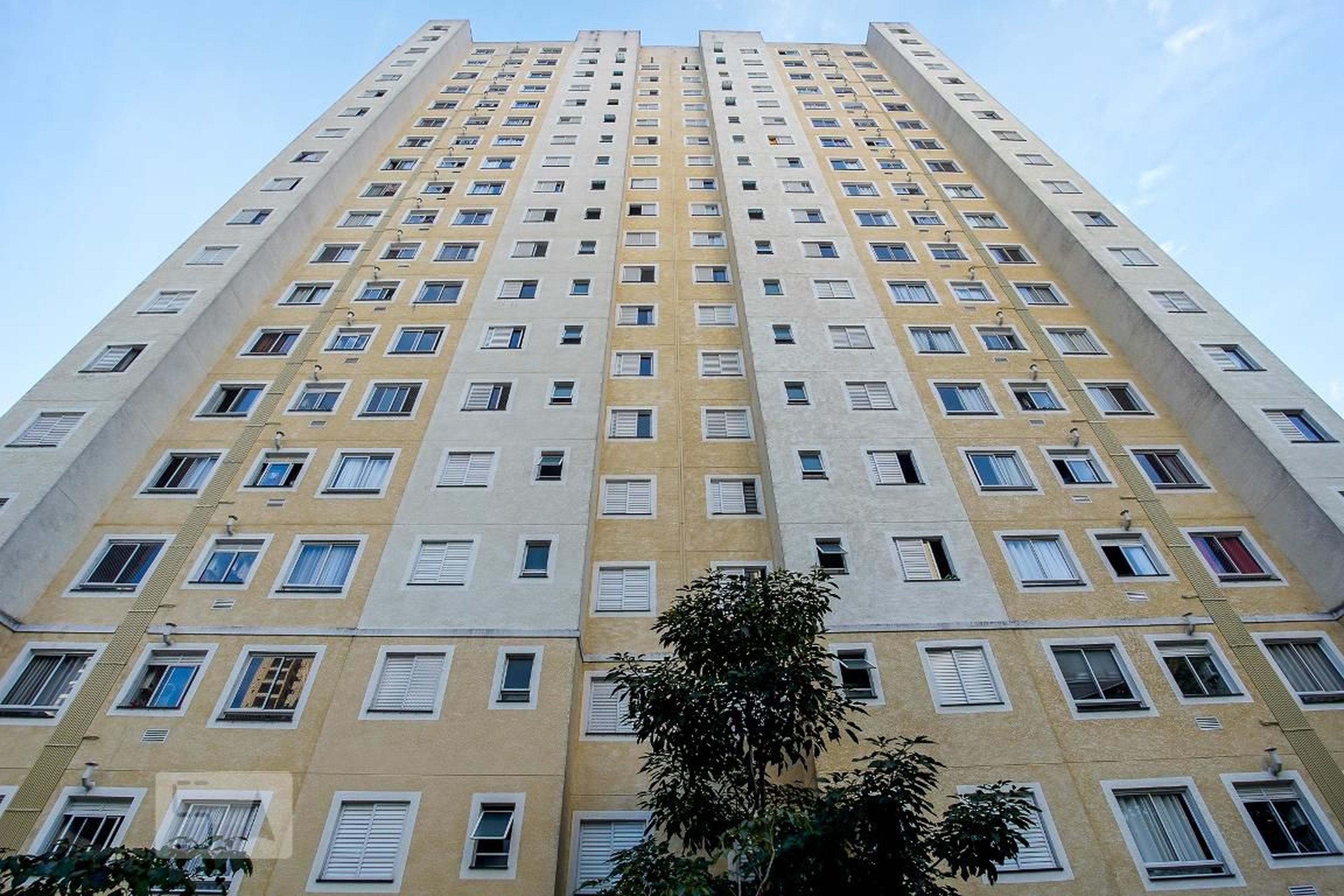 Fachada Condomínio em Avenida Professora Virgília Rodrigues Alves de Carvalho Pinto, 22