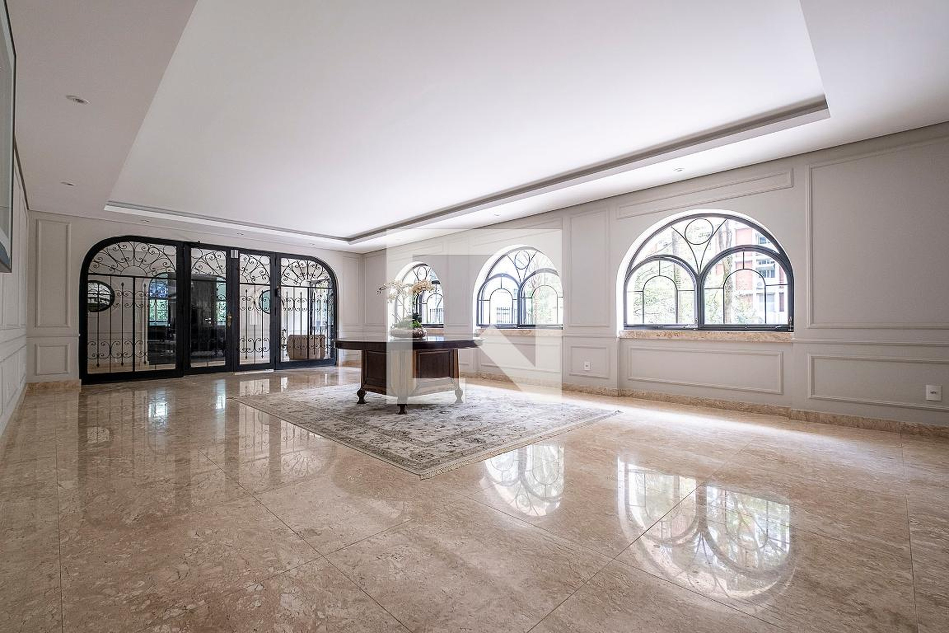 Hall de entrada - Mansão Delacroix