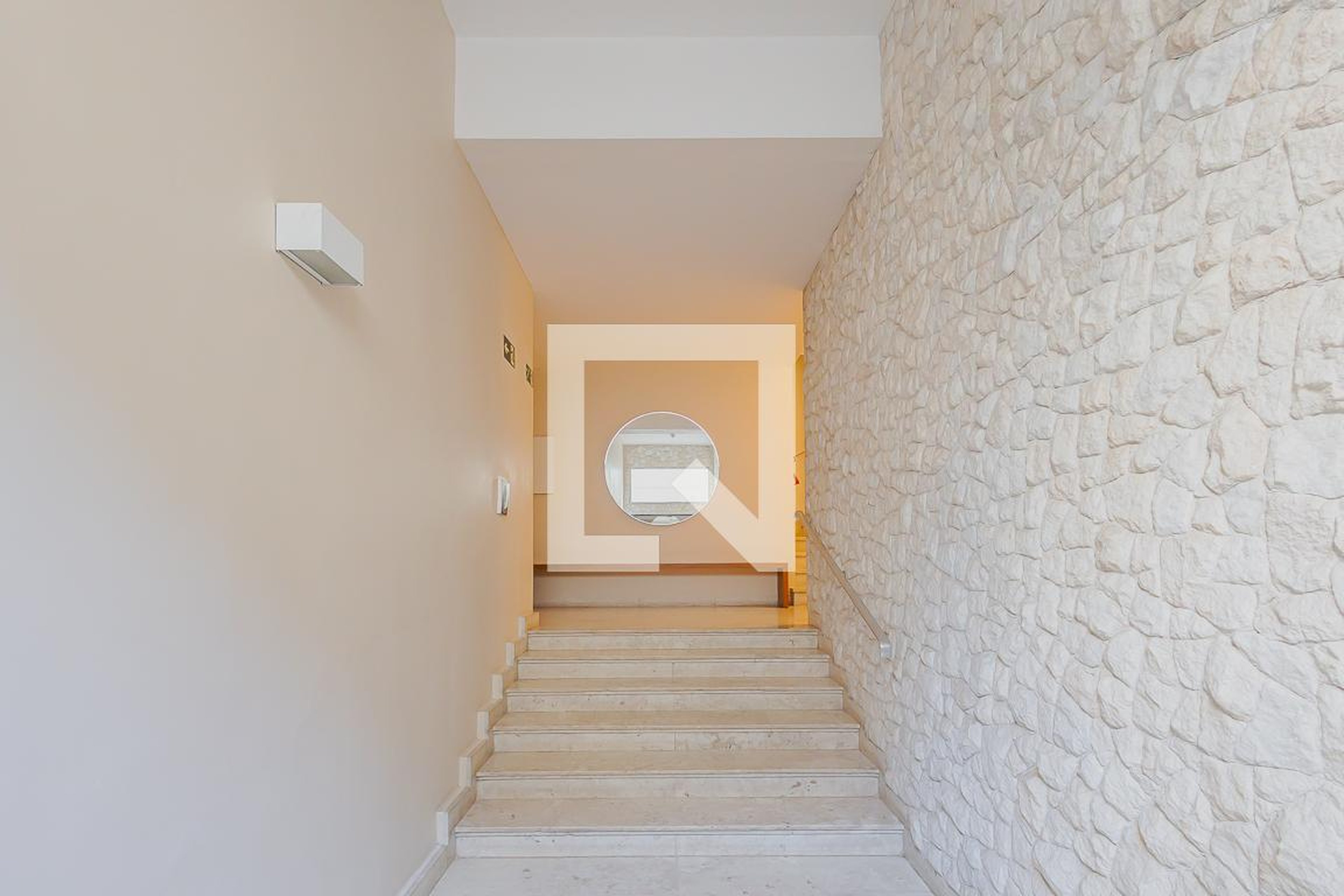 Hall social - Della Volpe