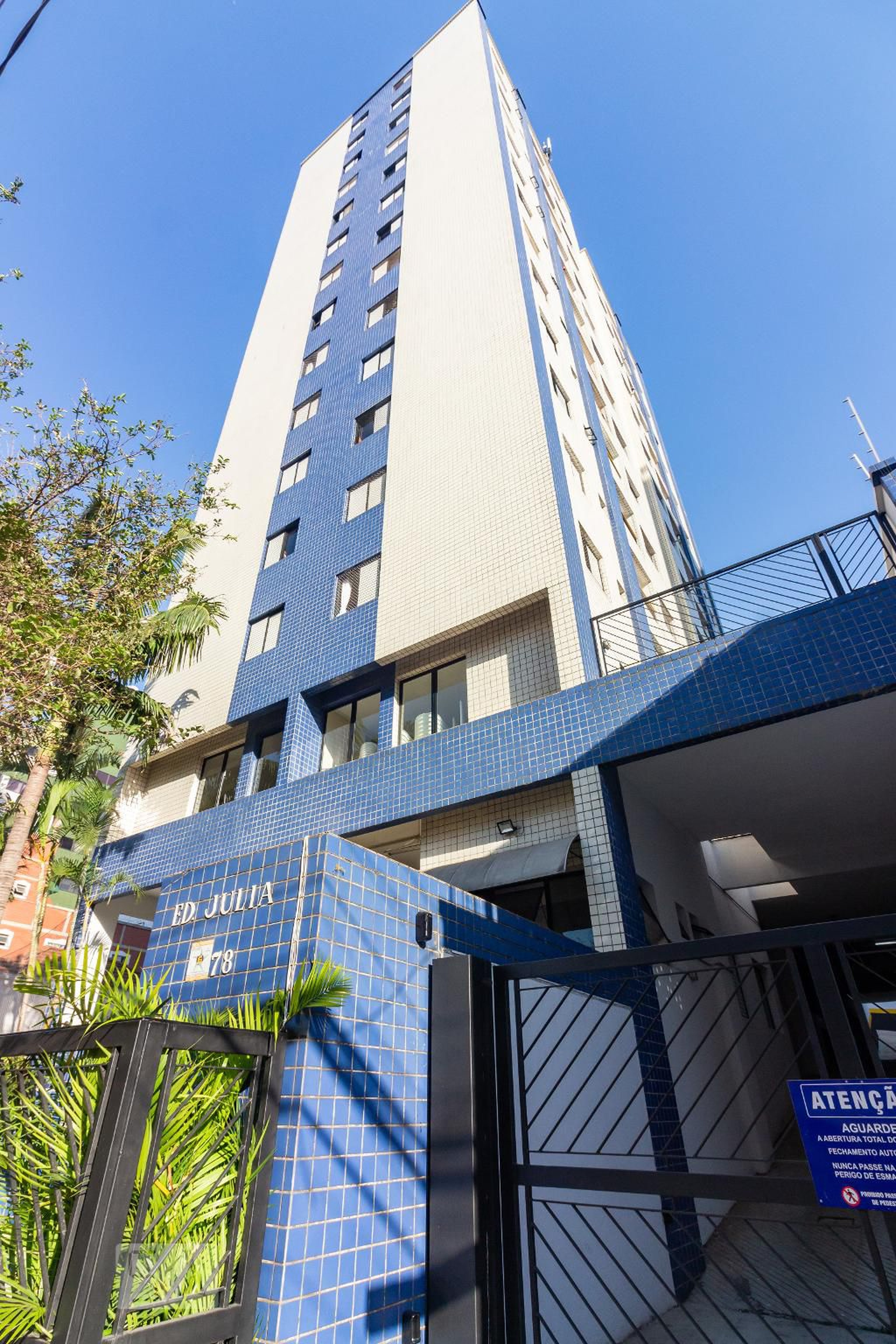 Fachada do Prédio Condomínio Julia
