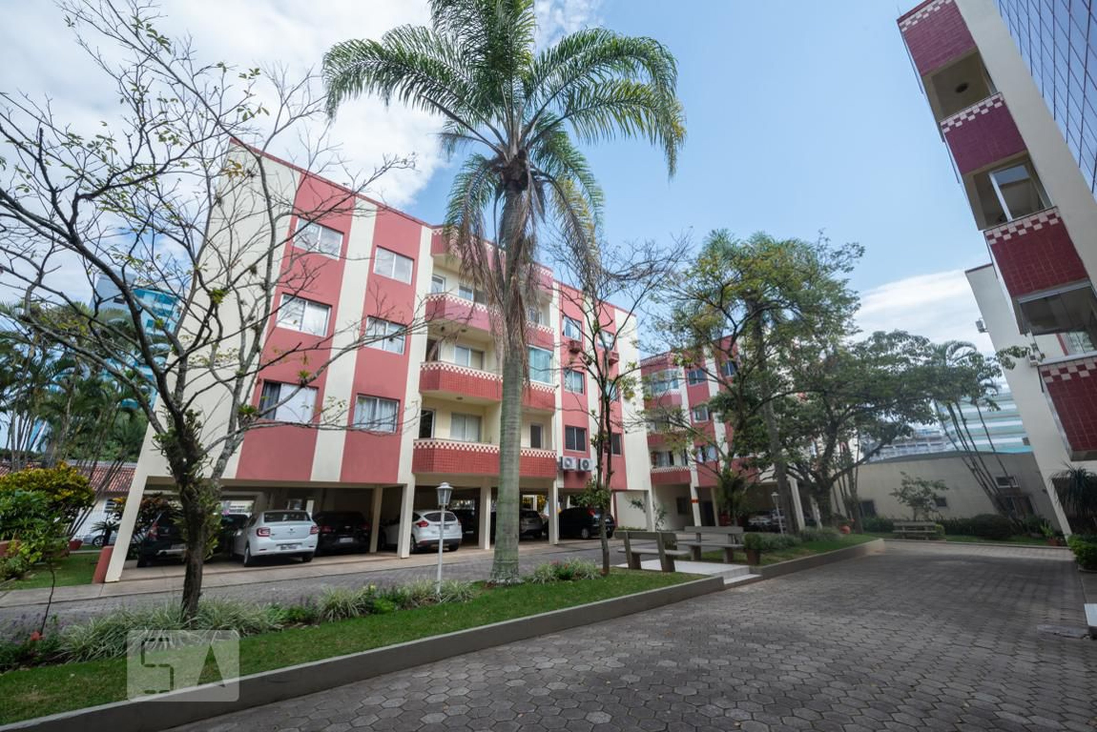 Fachada Residencial Paula Maria