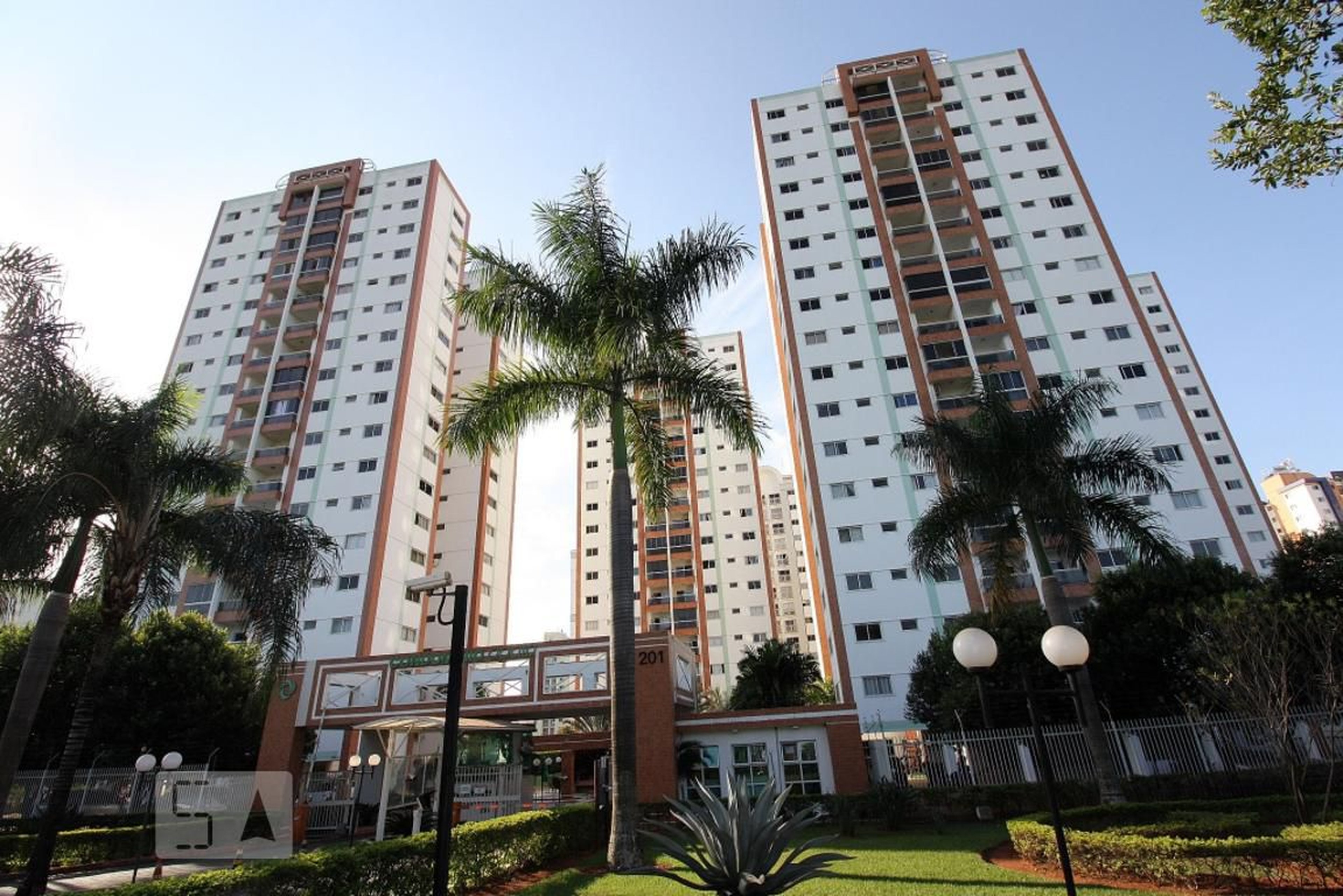 Fachada Condomínio em Avenida Nápoli, 201