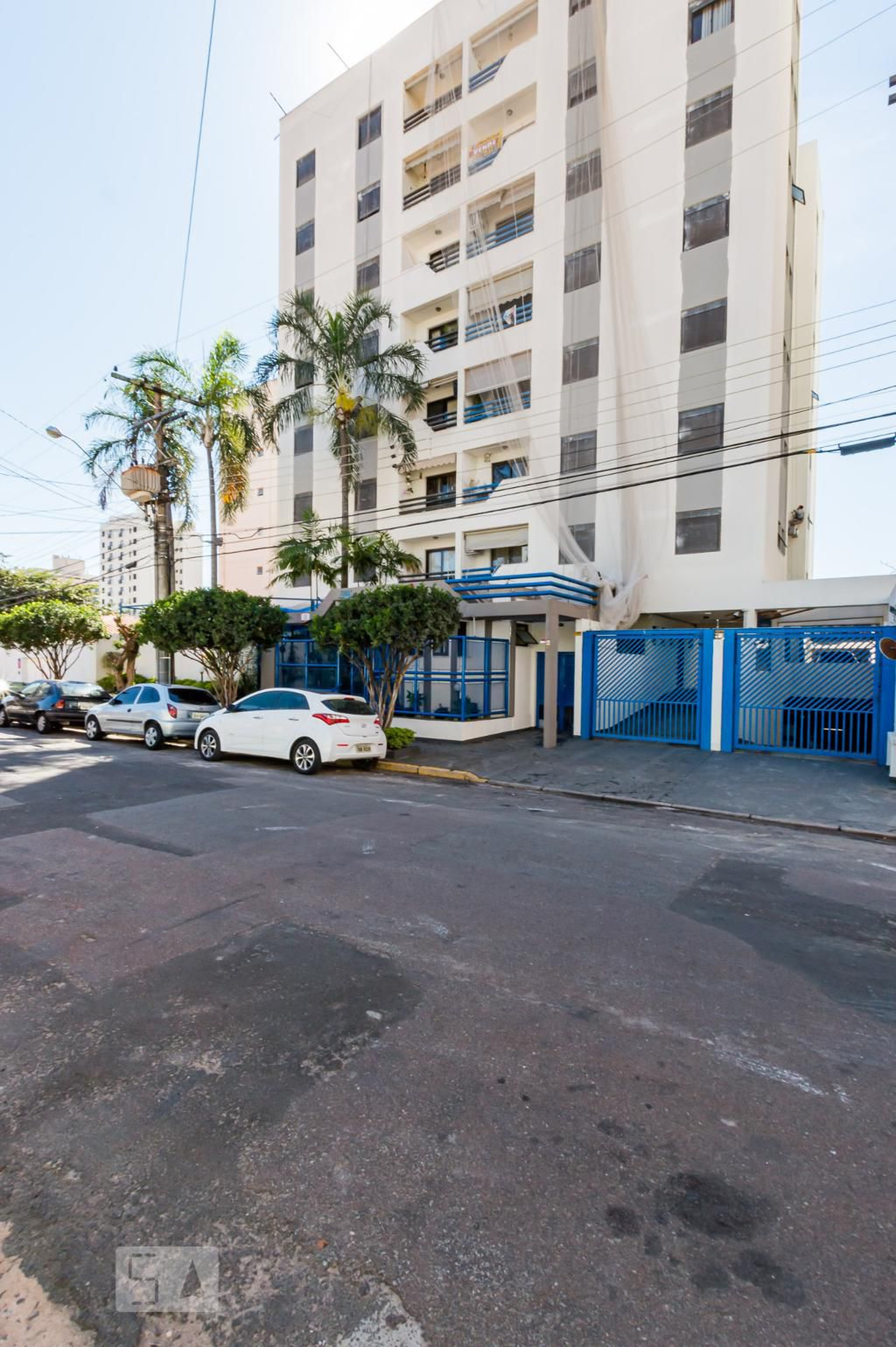 Fachada do Condomínio Condomínio em Rua Votorantim, 51