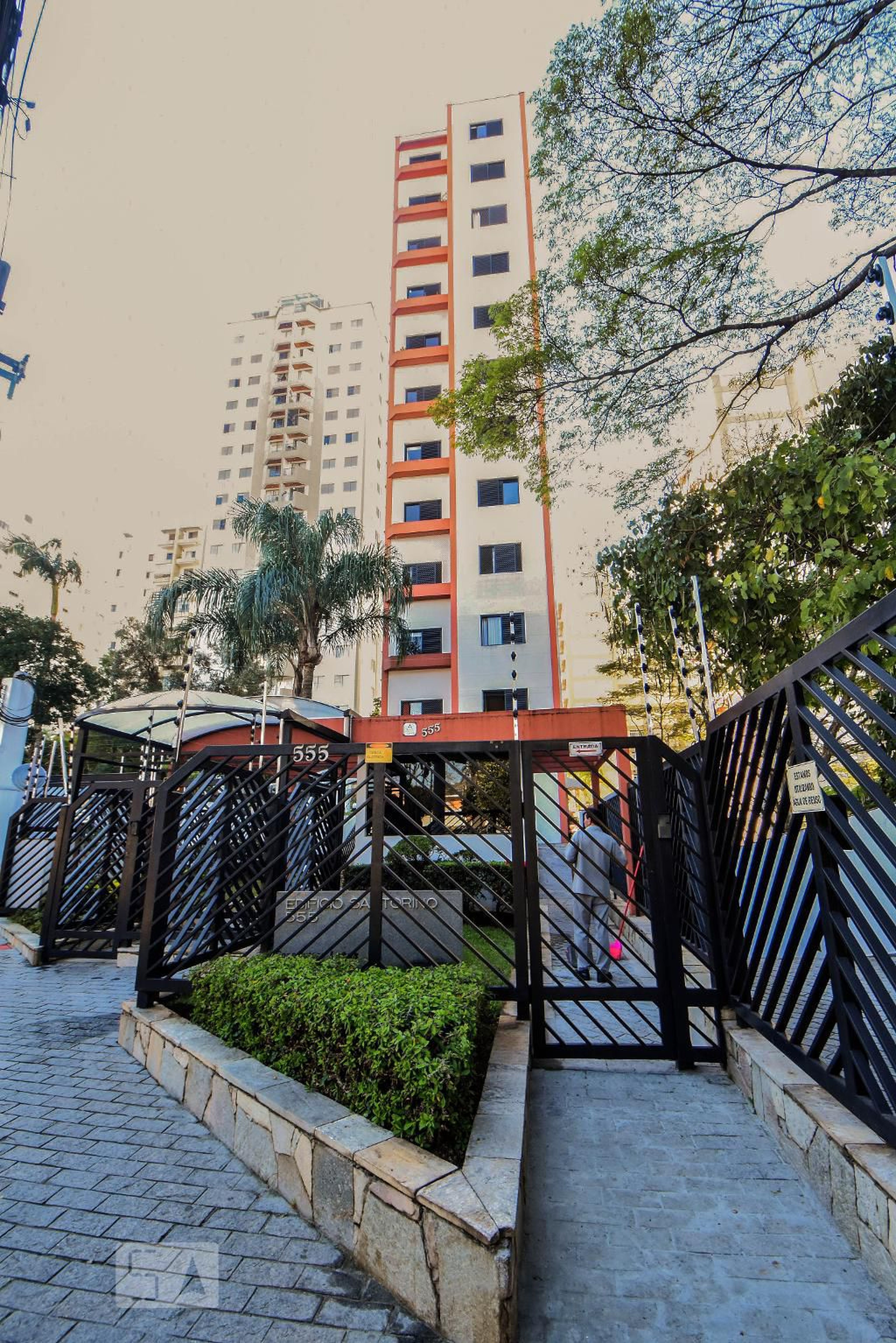 Prédio Condomínio Santorino