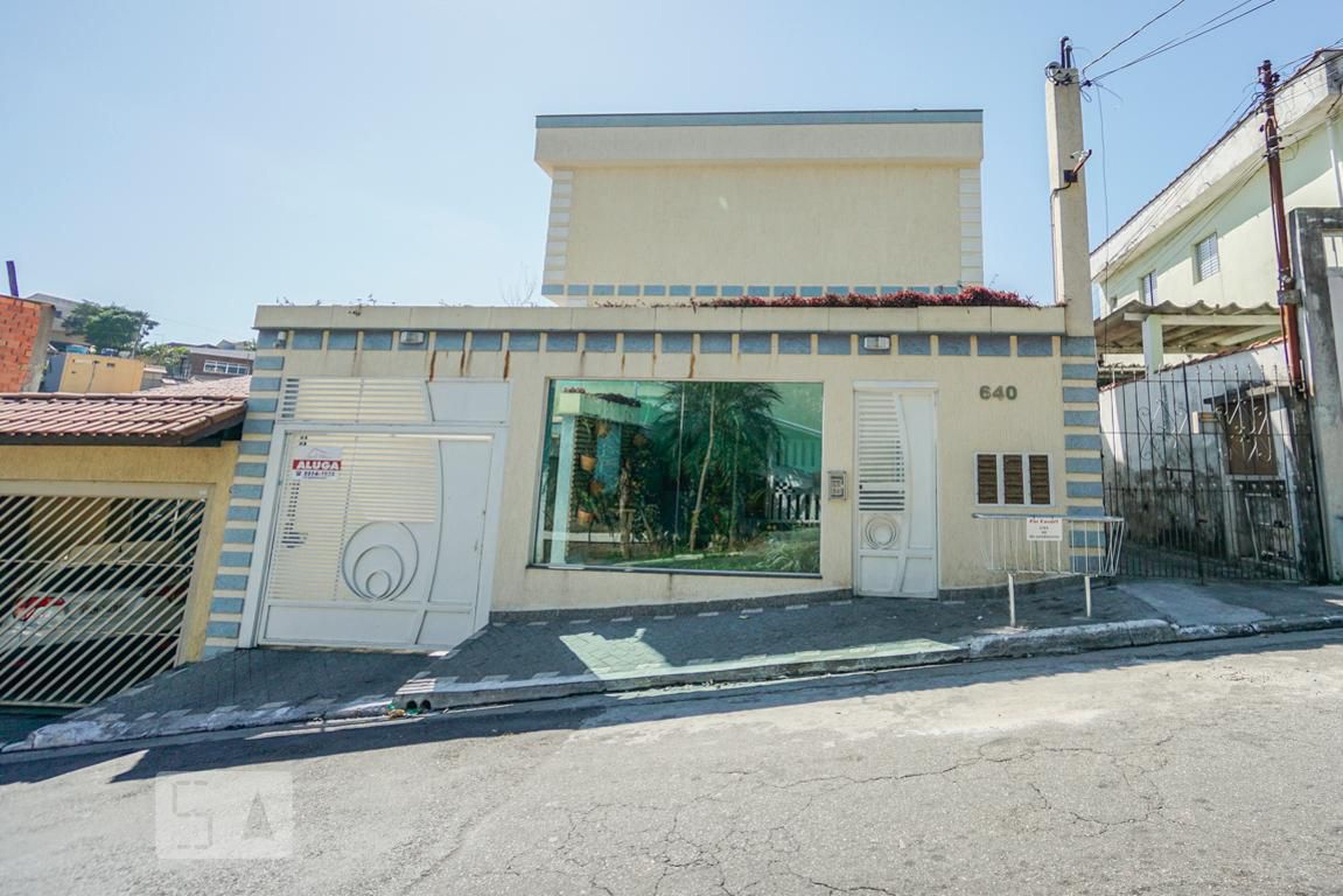 Fachada Condomínio em Rua Martinho de Sousa, 640