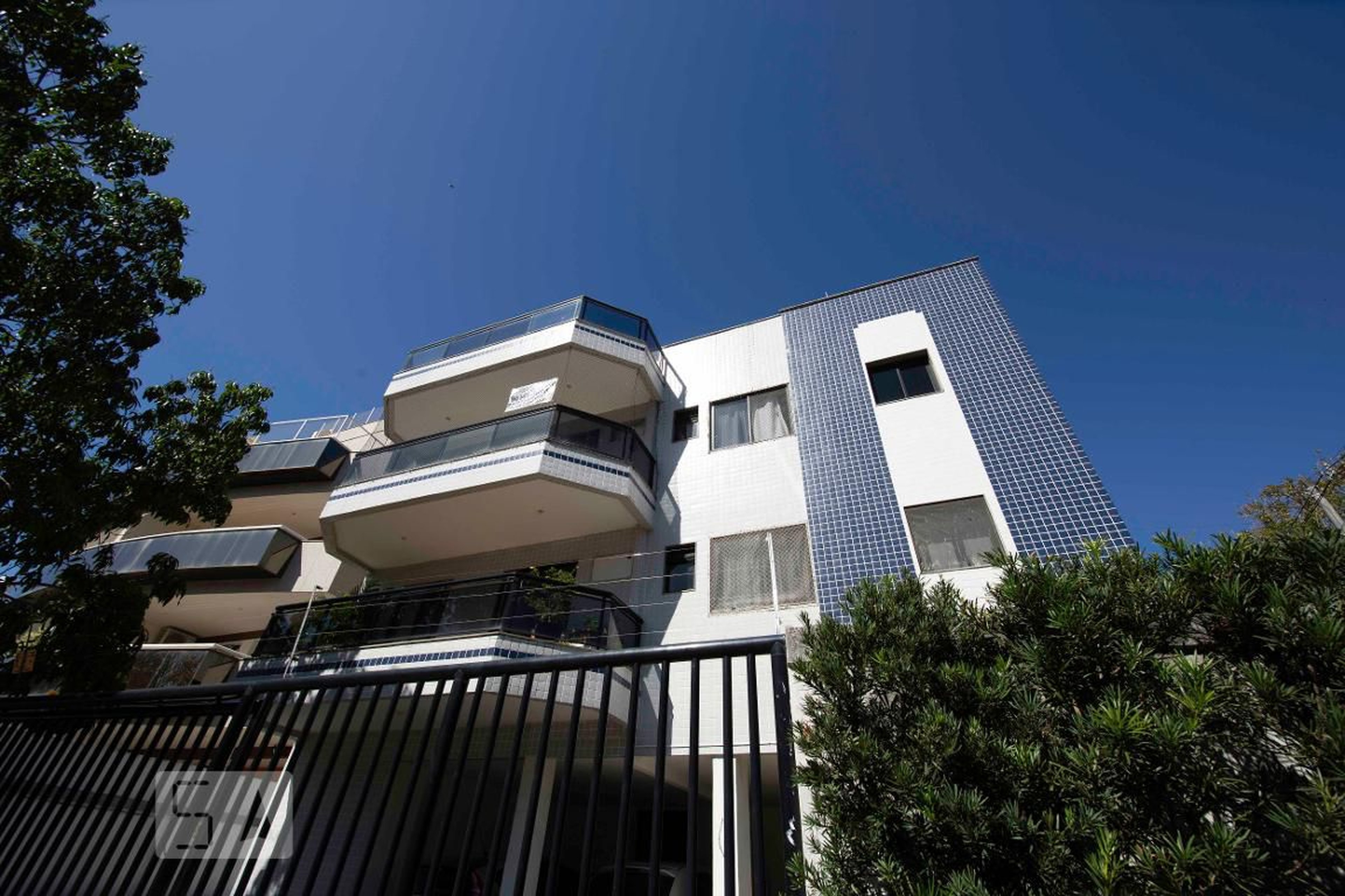 Fachada Edifício Henrique Stamile Coutinho