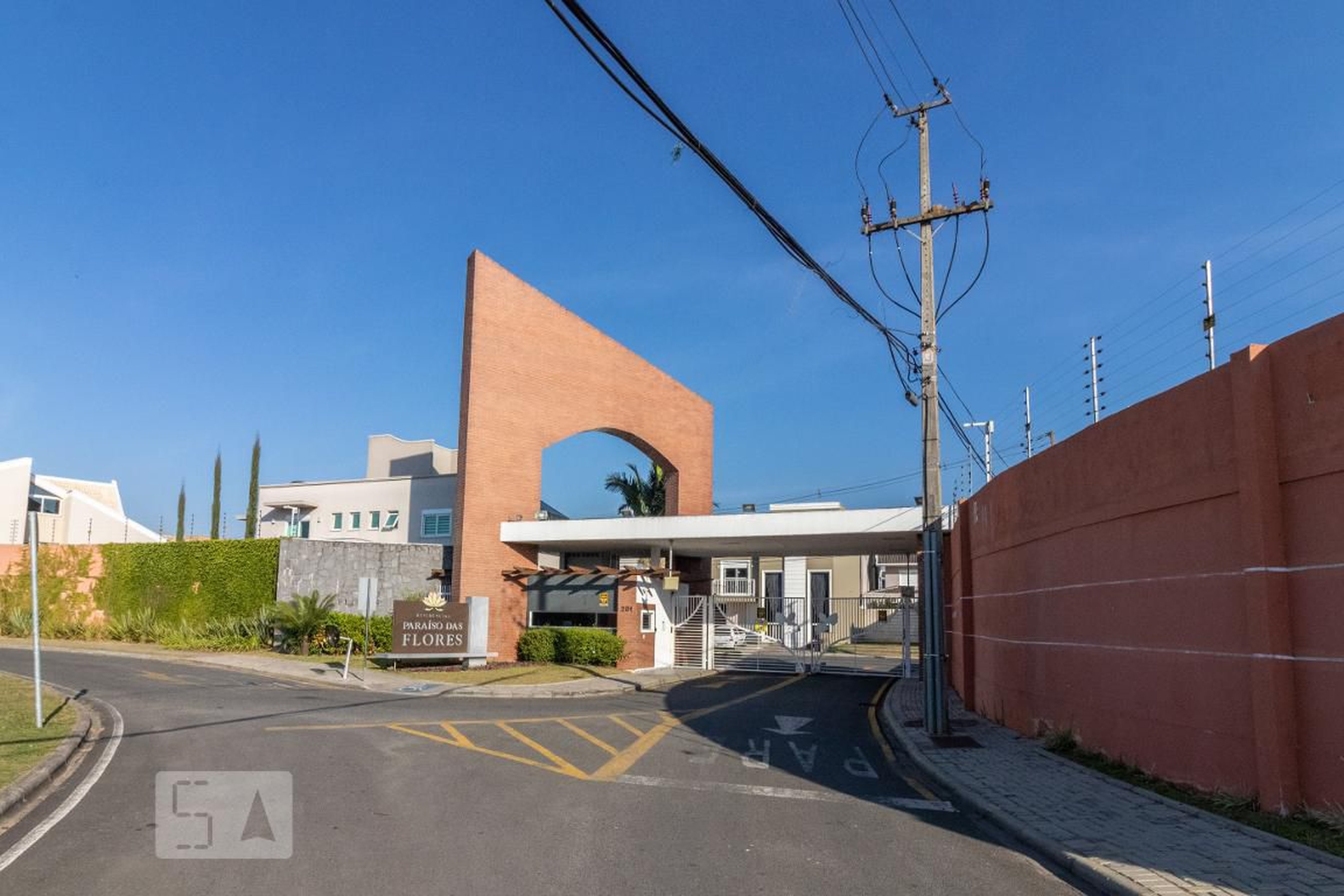 Fachada do condominio Condomínio Paraíso das Flores