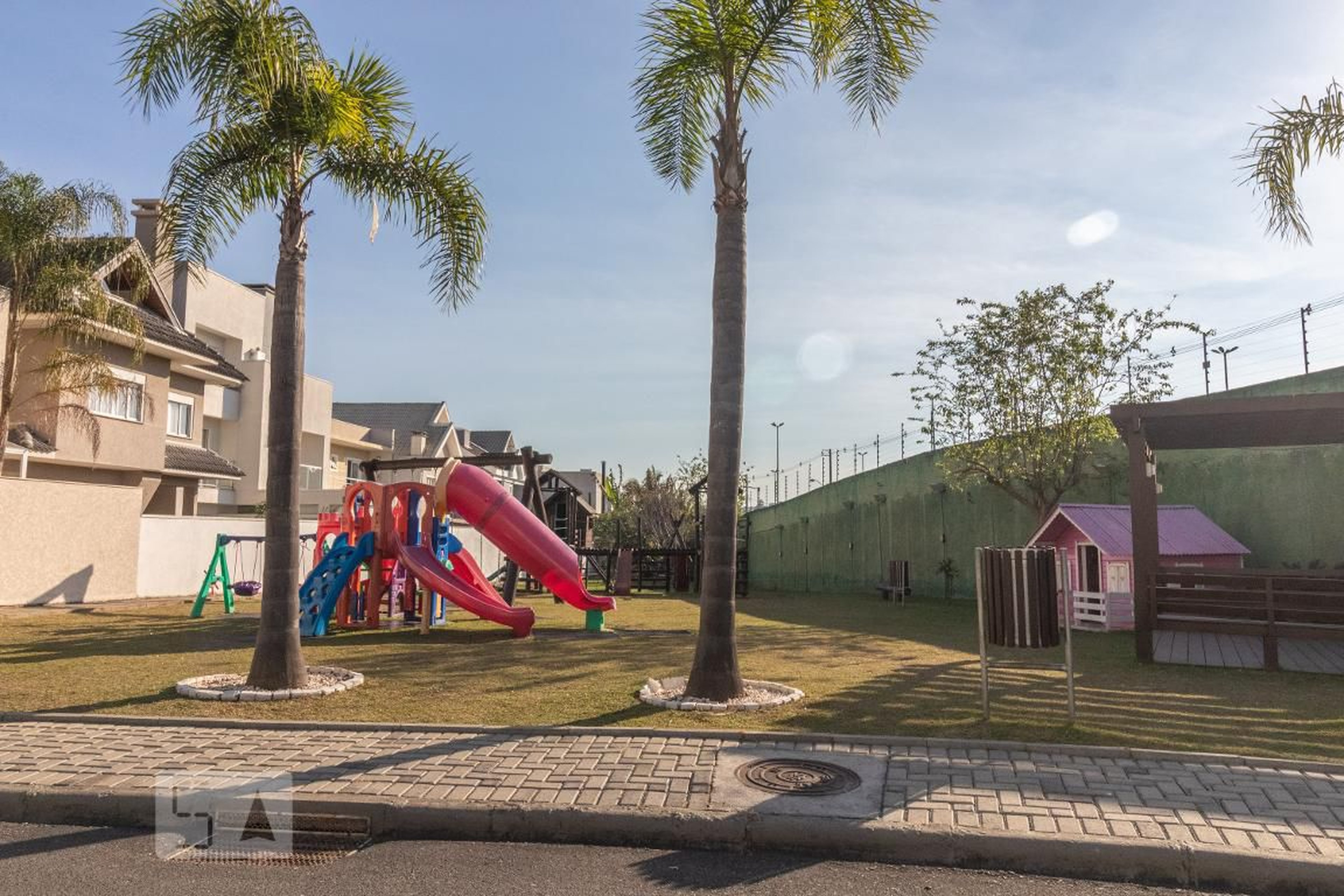 Playground - Paraíso das Flores