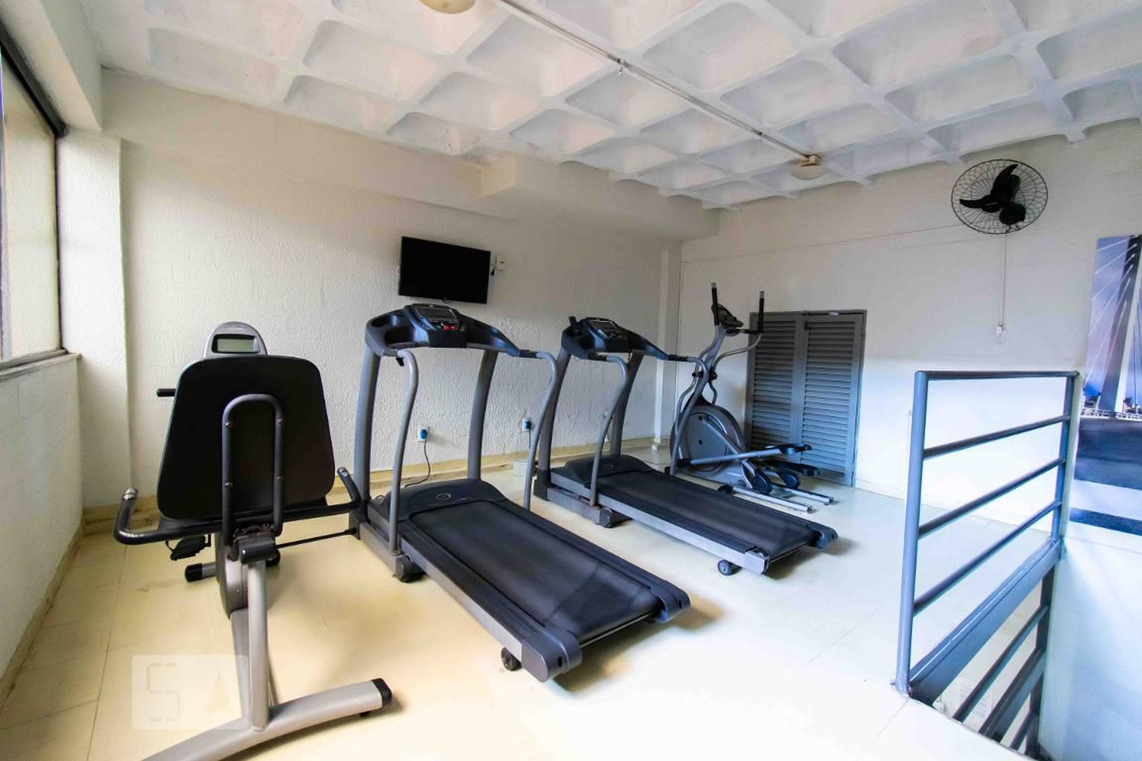 Academia - REAL FLAT