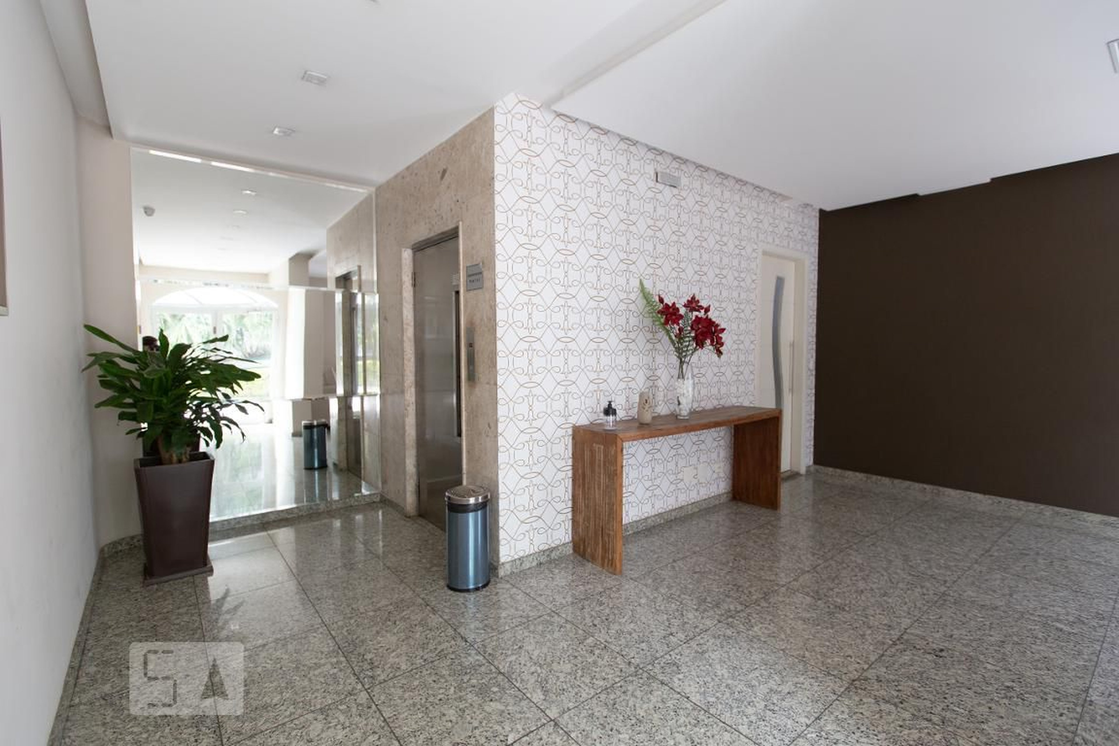 Hall de Entrada - Edifício Madrid
