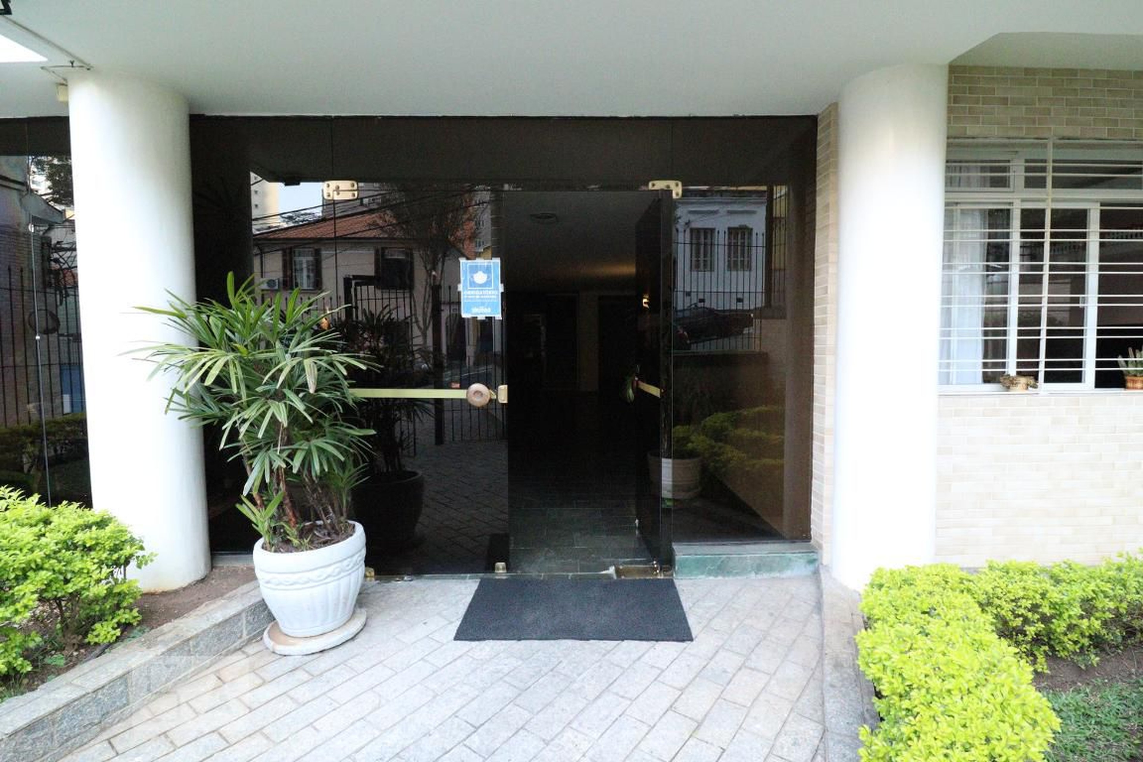 Área Comum - Carlos Chagas