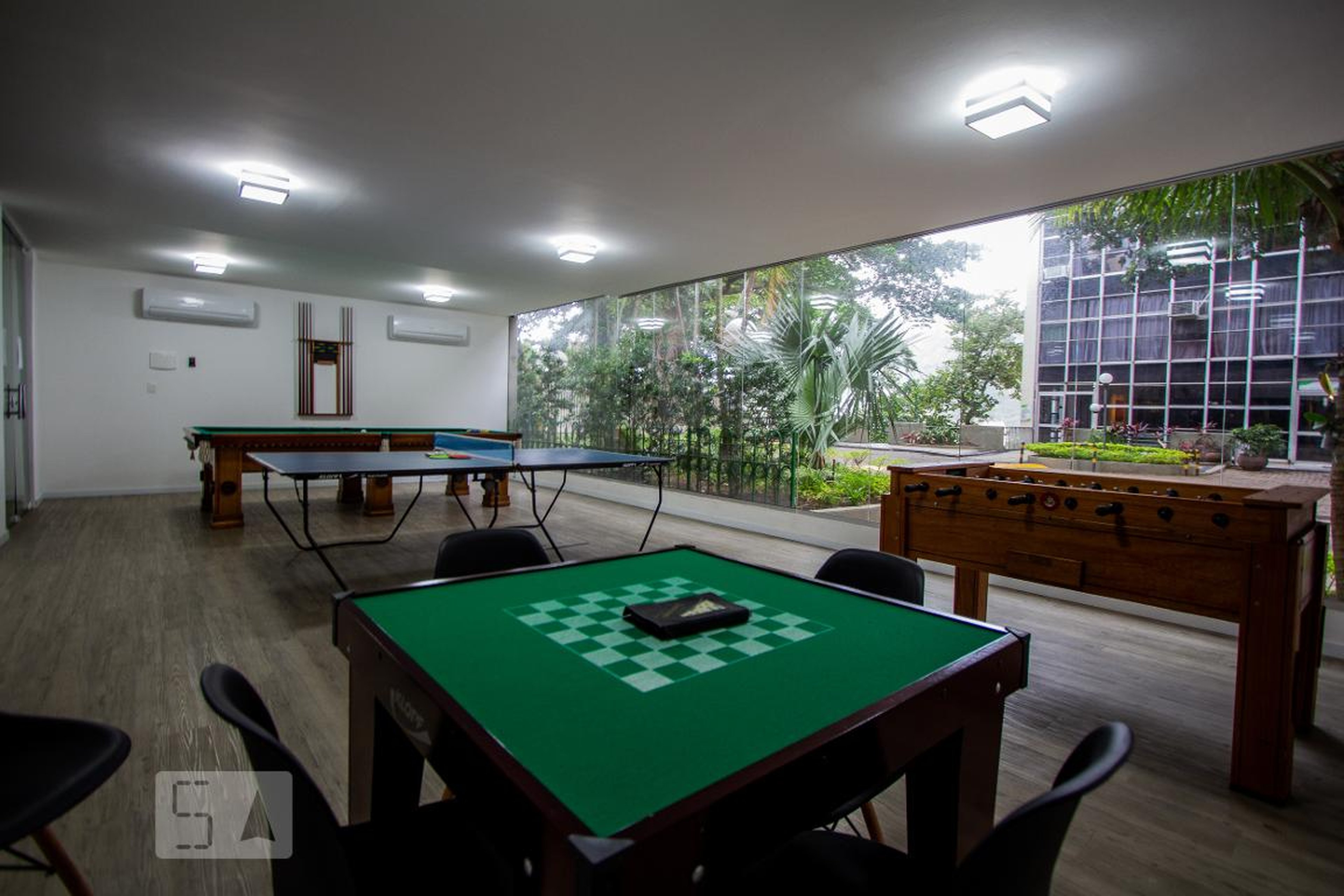 Salão de Jogos - Casa Alta-Trabalho