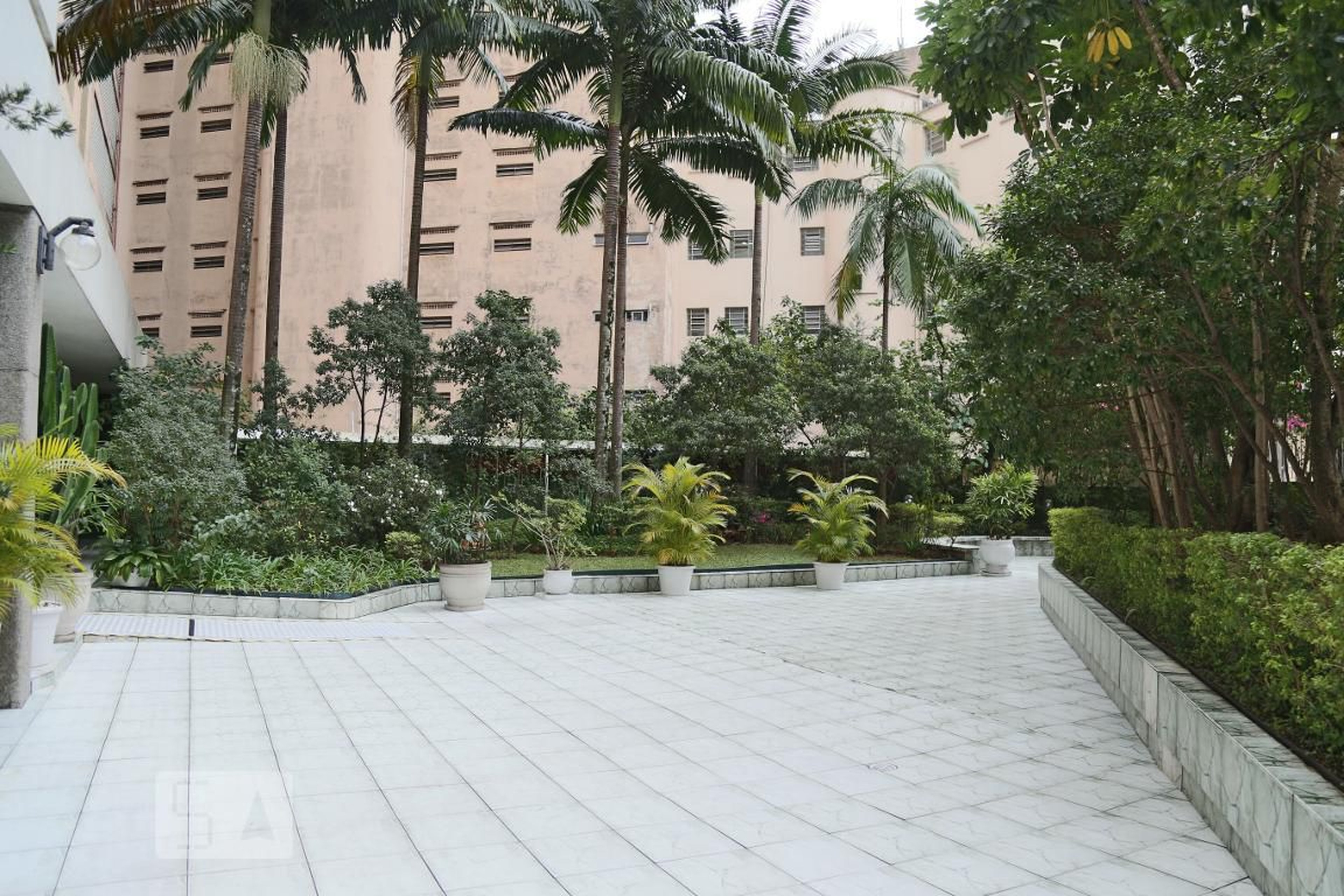 Área Externa - Central Point