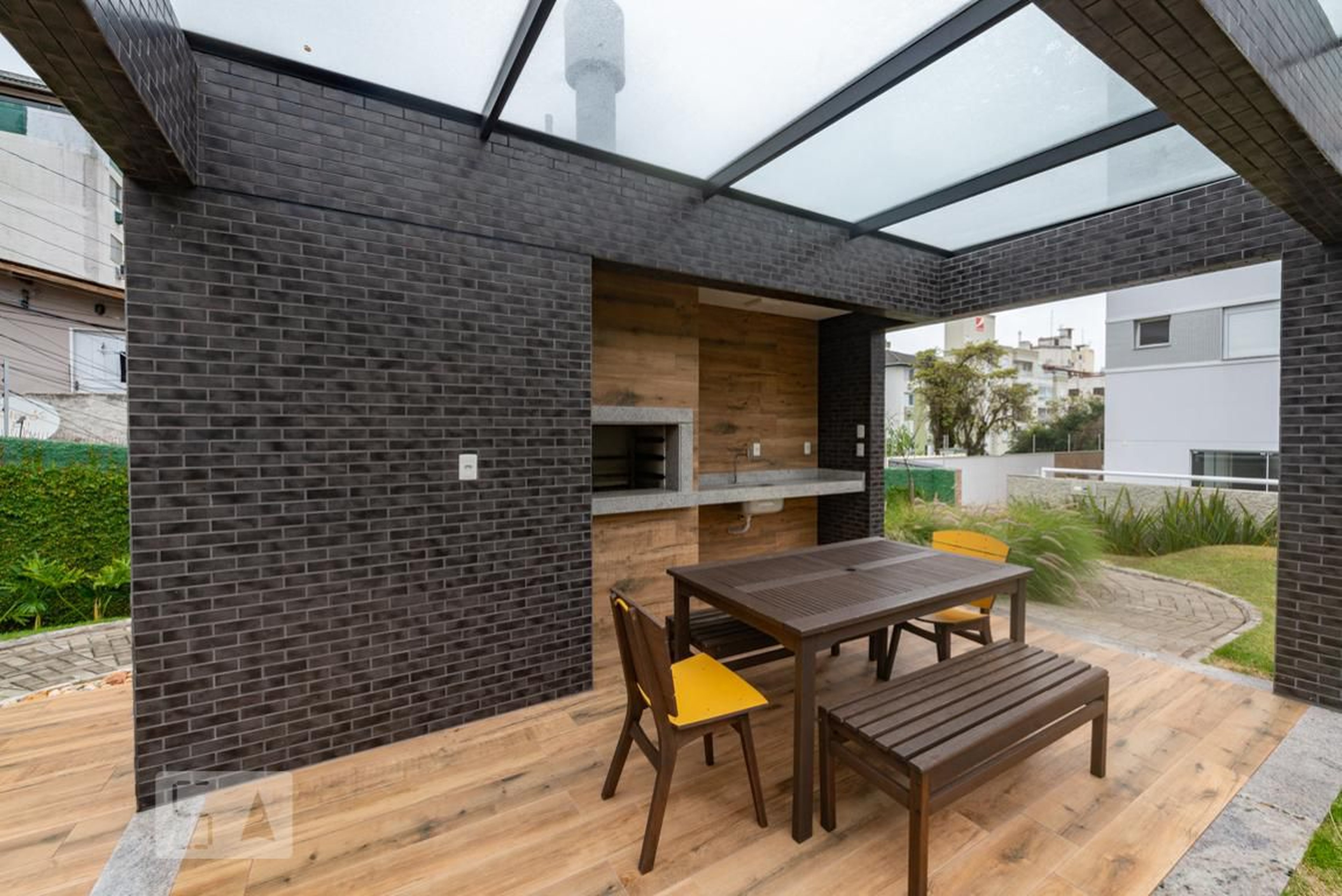 Churrasqueira - Caminho das Flores