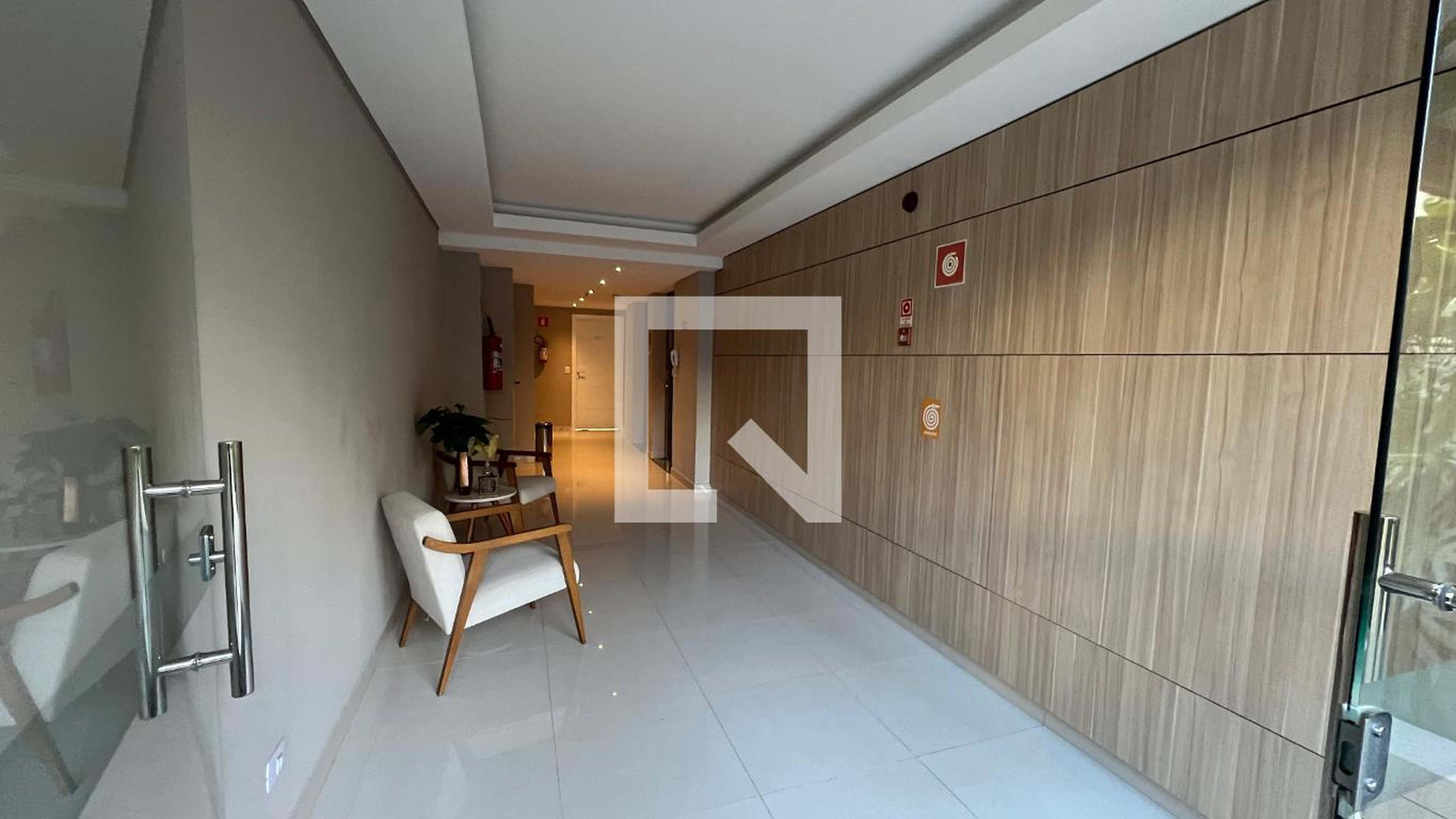 Hall de entrada - Estilo Jardim America