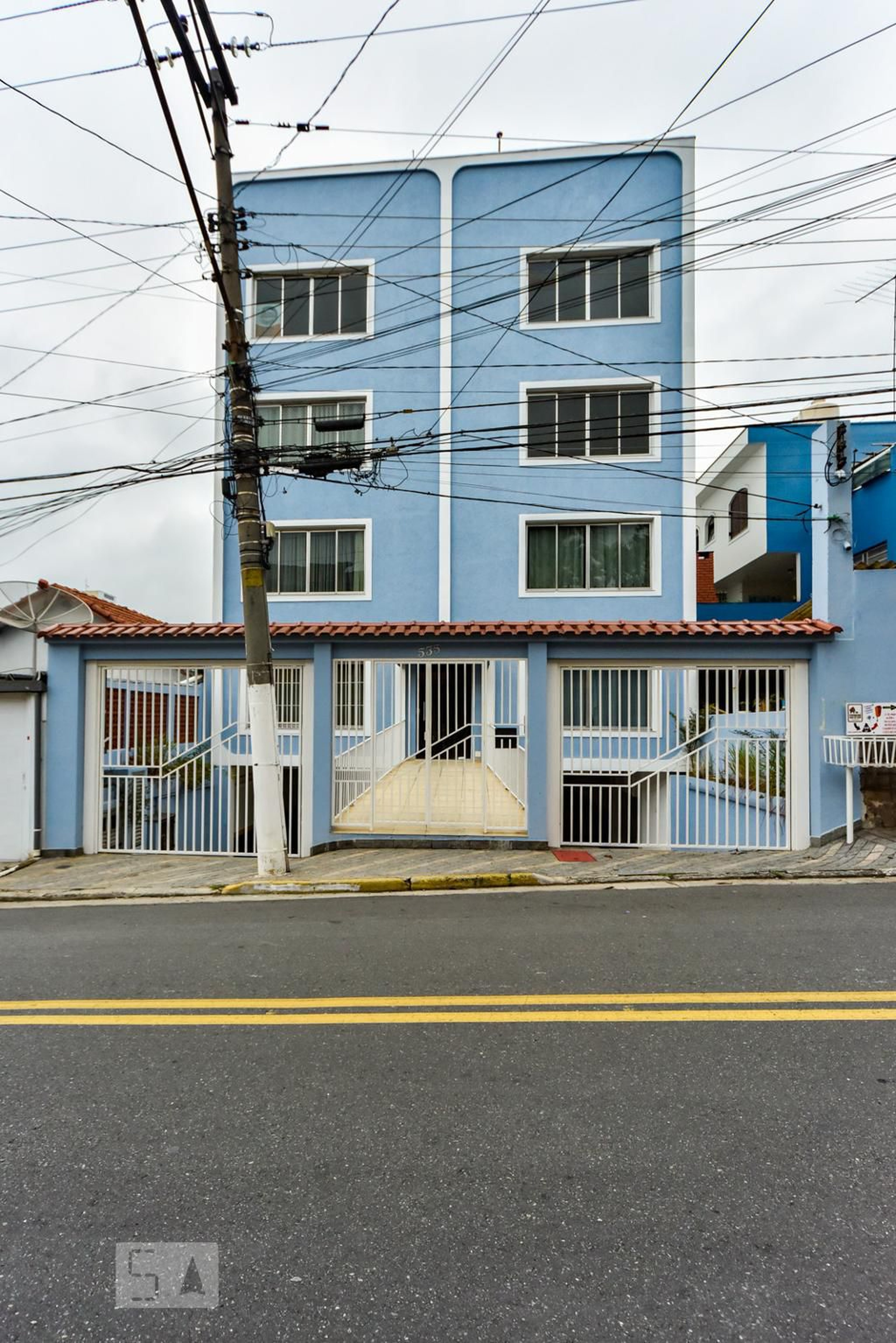 Fachada do Prédio Condomínio em Rua Olegário Herculano, 535