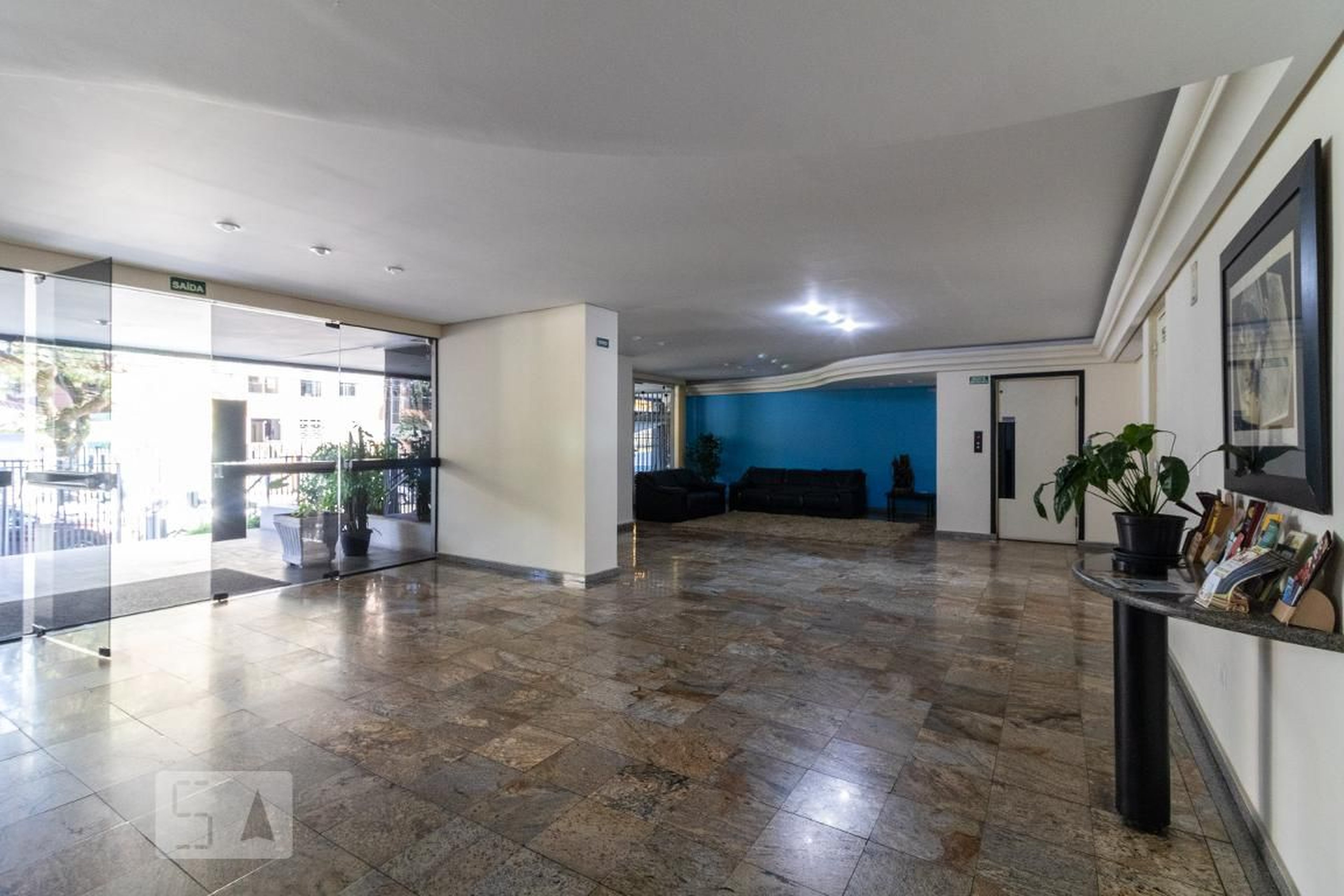 Hall de entrada - Edifício Saxony  Cristo Rei