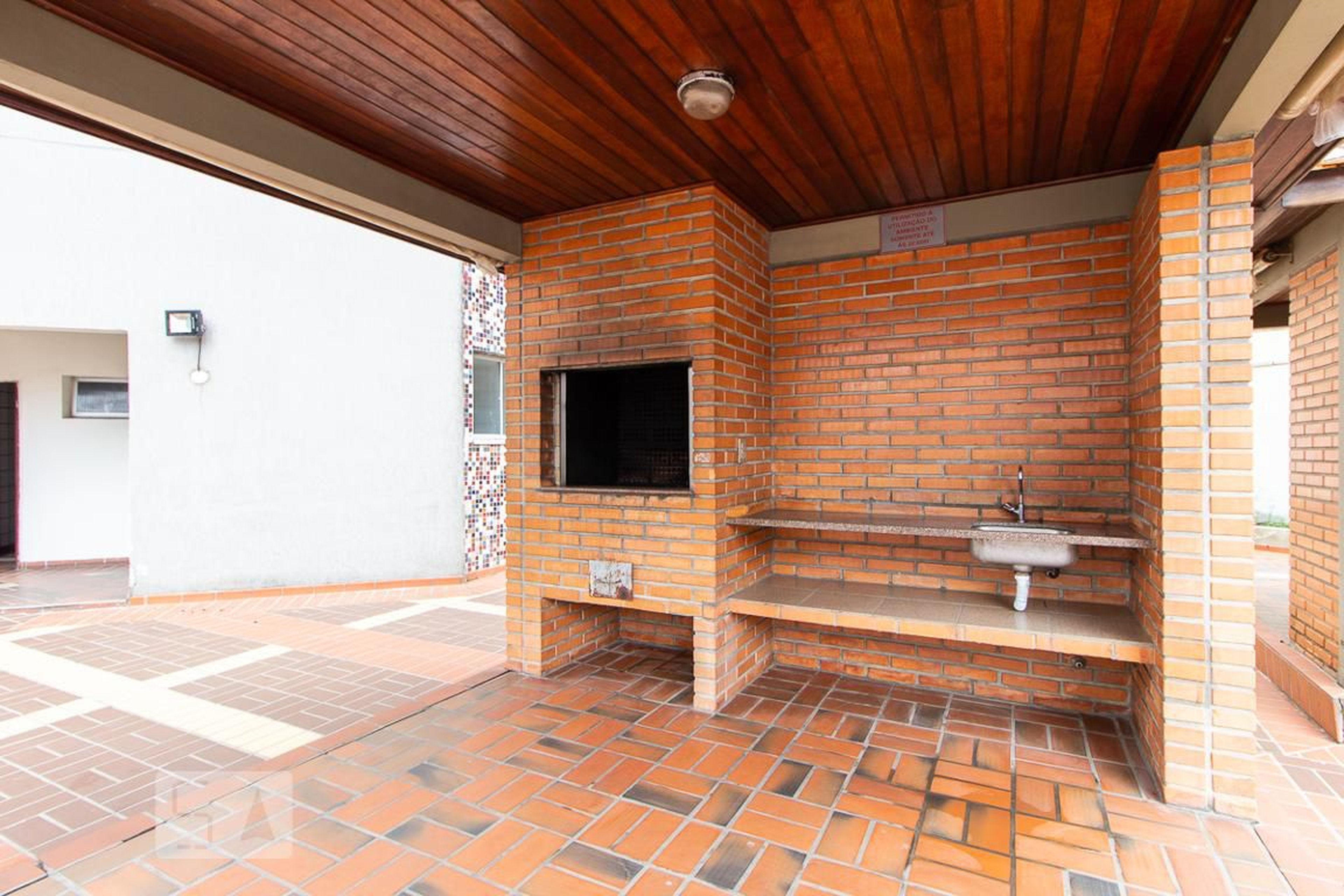 Churrasqueira - Edifício Torre do Lago