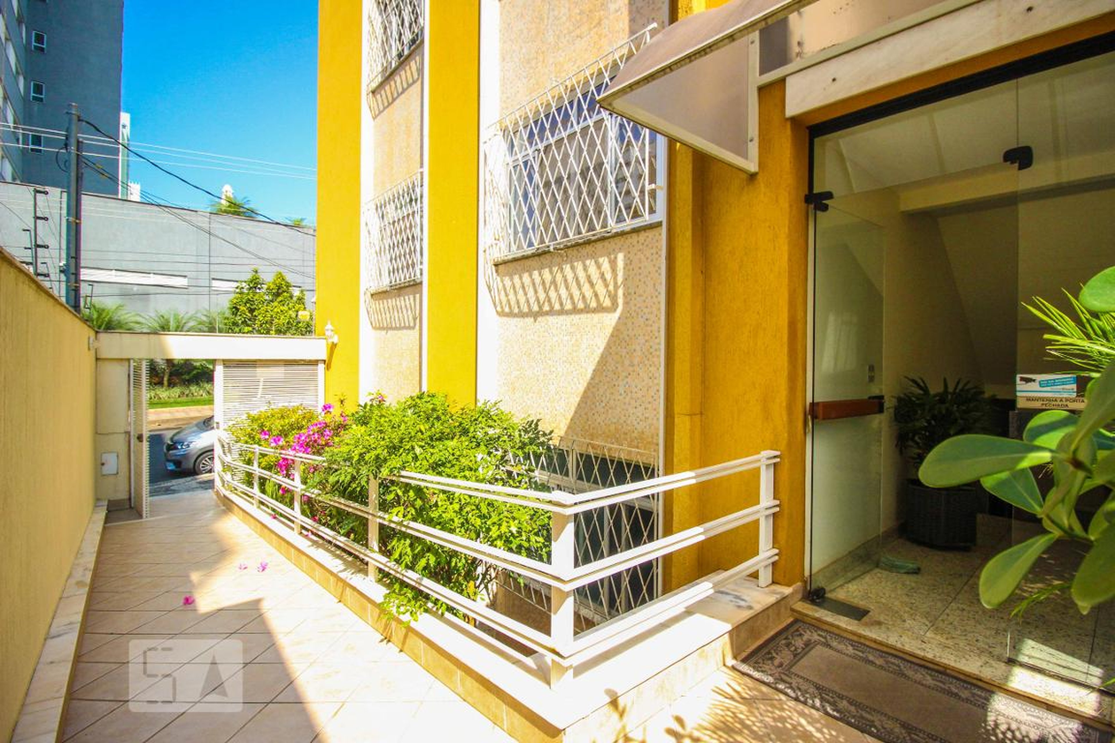 Entrada - Edifício Zaly
