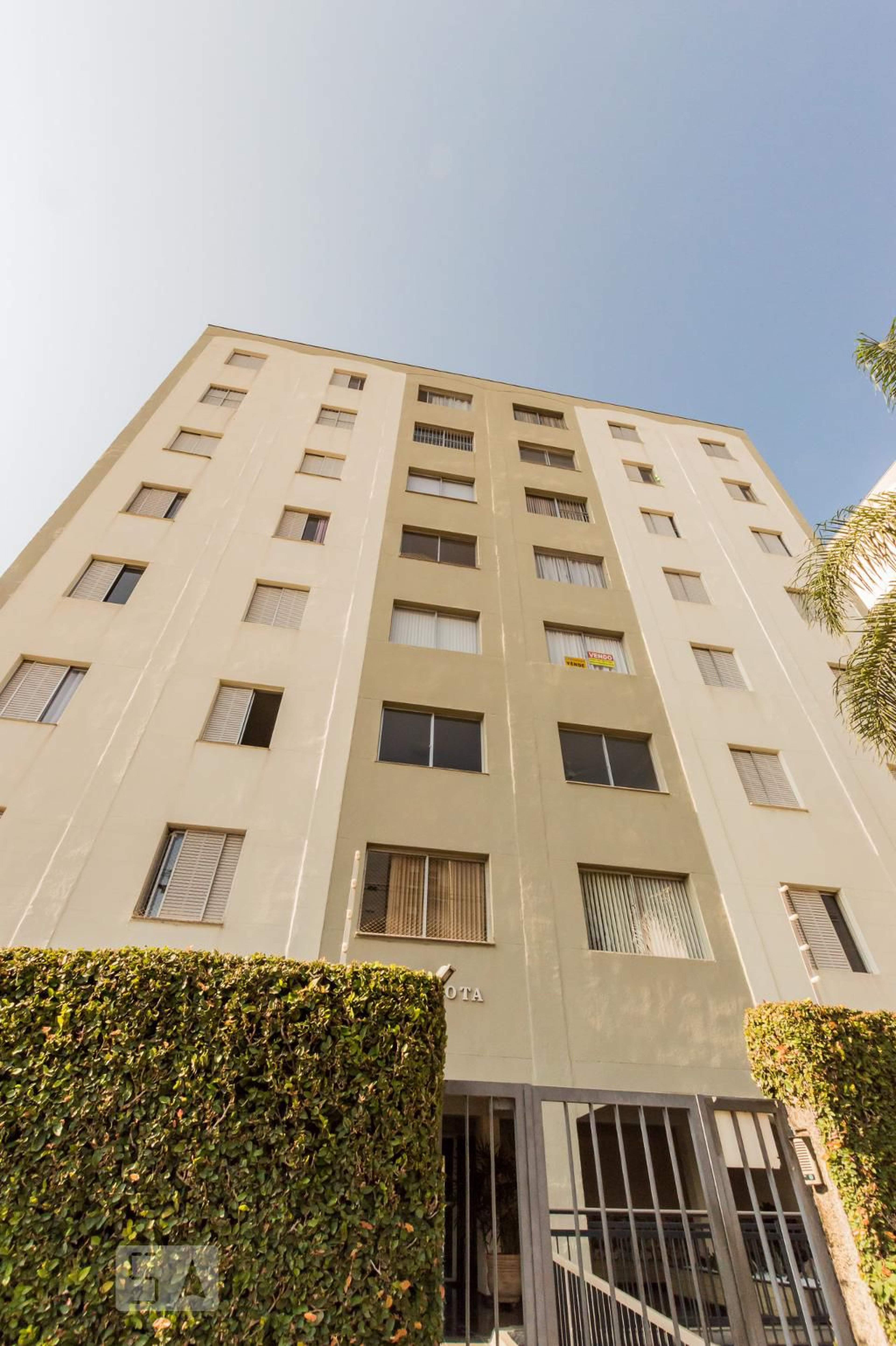 Fachada do Condomínio Condomínio Dona Carlota