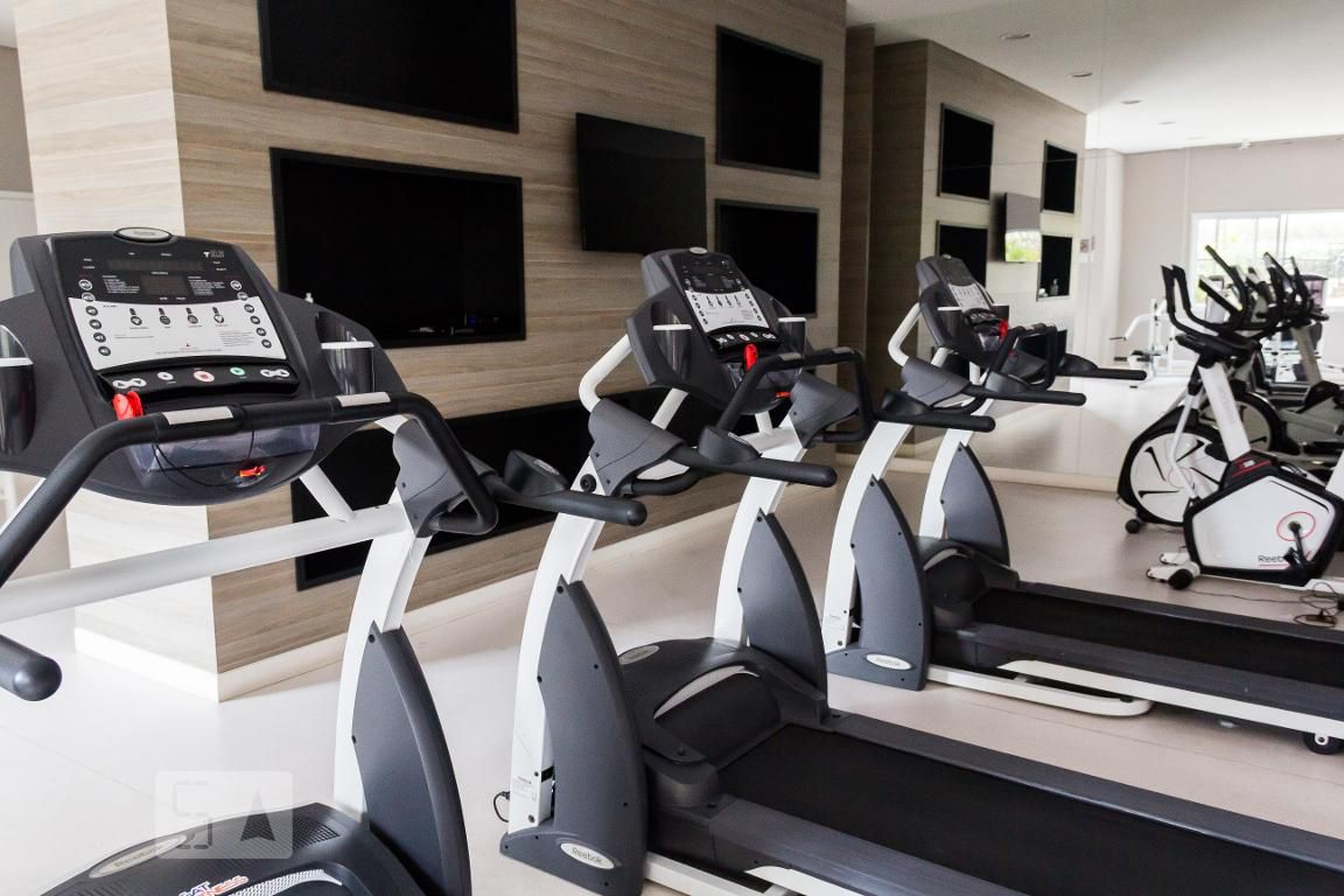 Academia - IN Design Residence