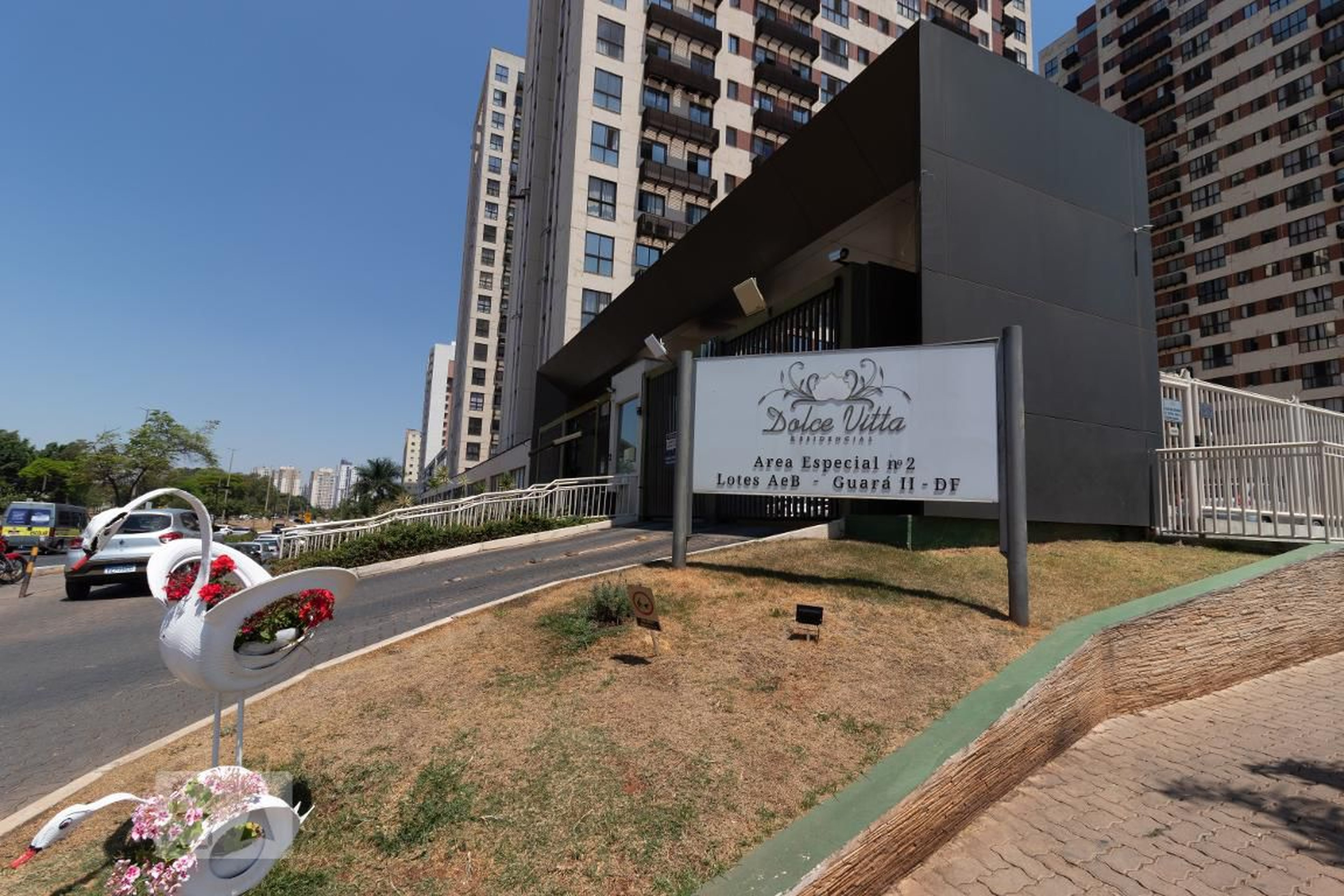 Fachada do Condomínio Condomínio DOCE VITTA