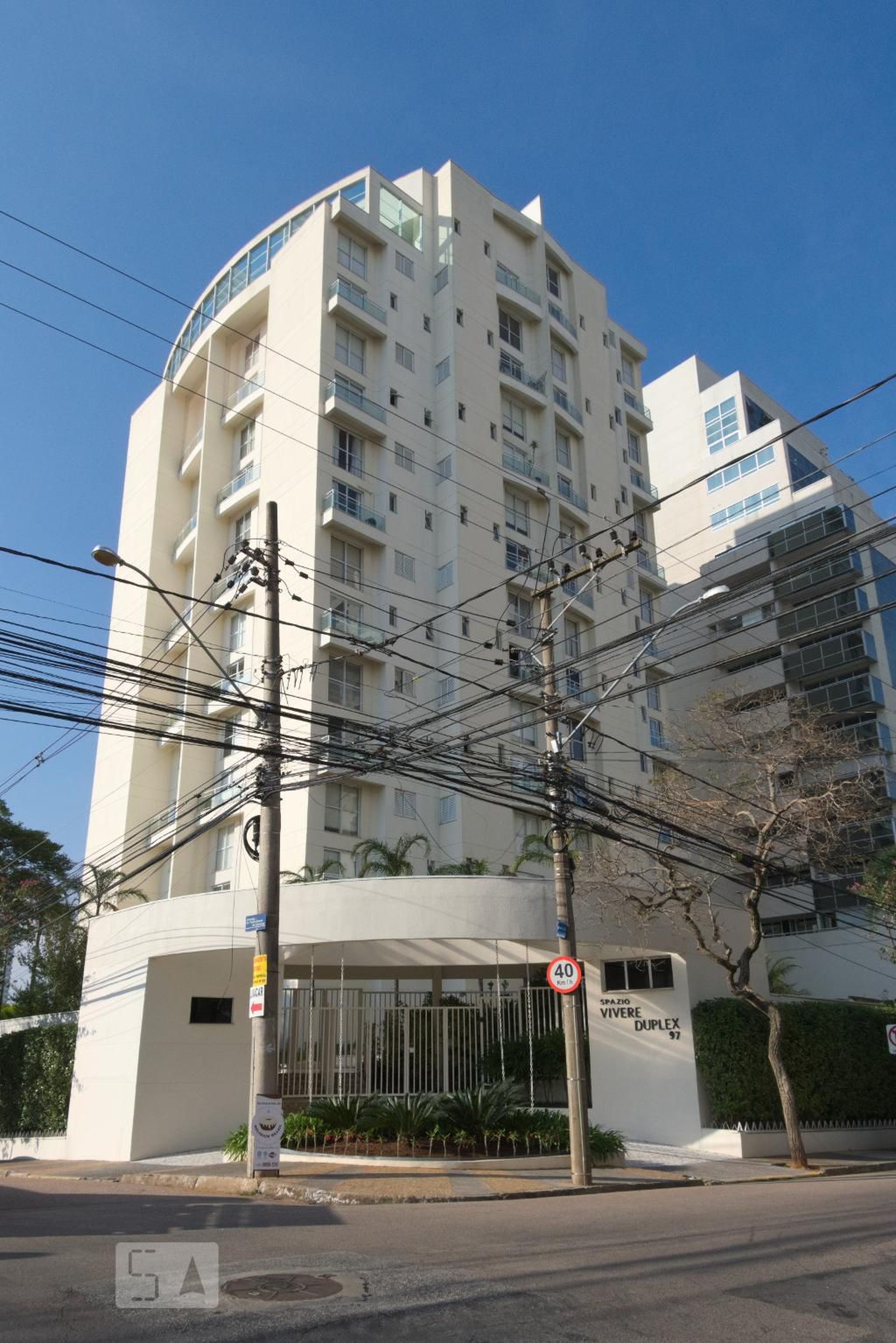 Fachada do Condomínio Edifício  Vivere Duplex