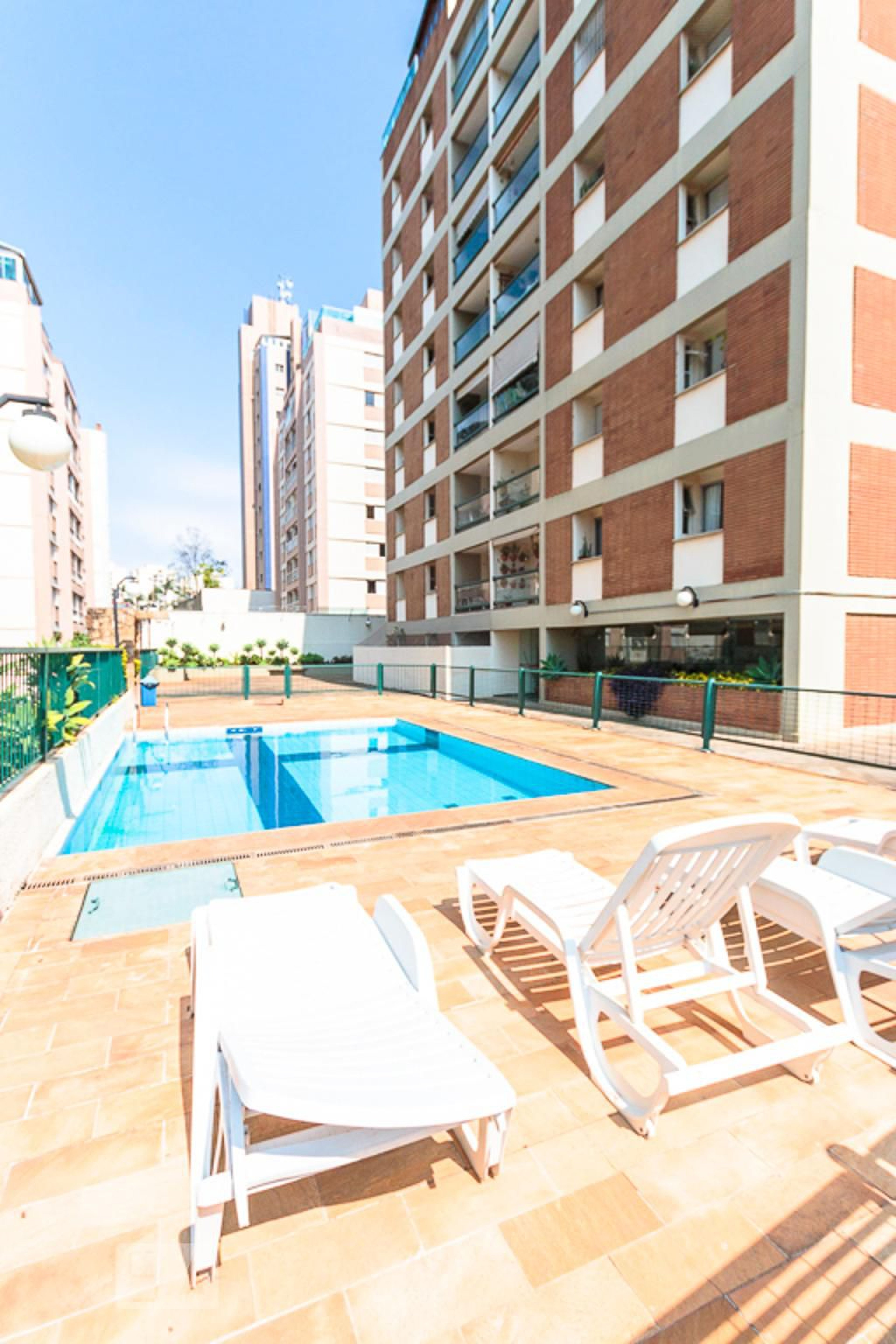 Piscina - Villeneuve II