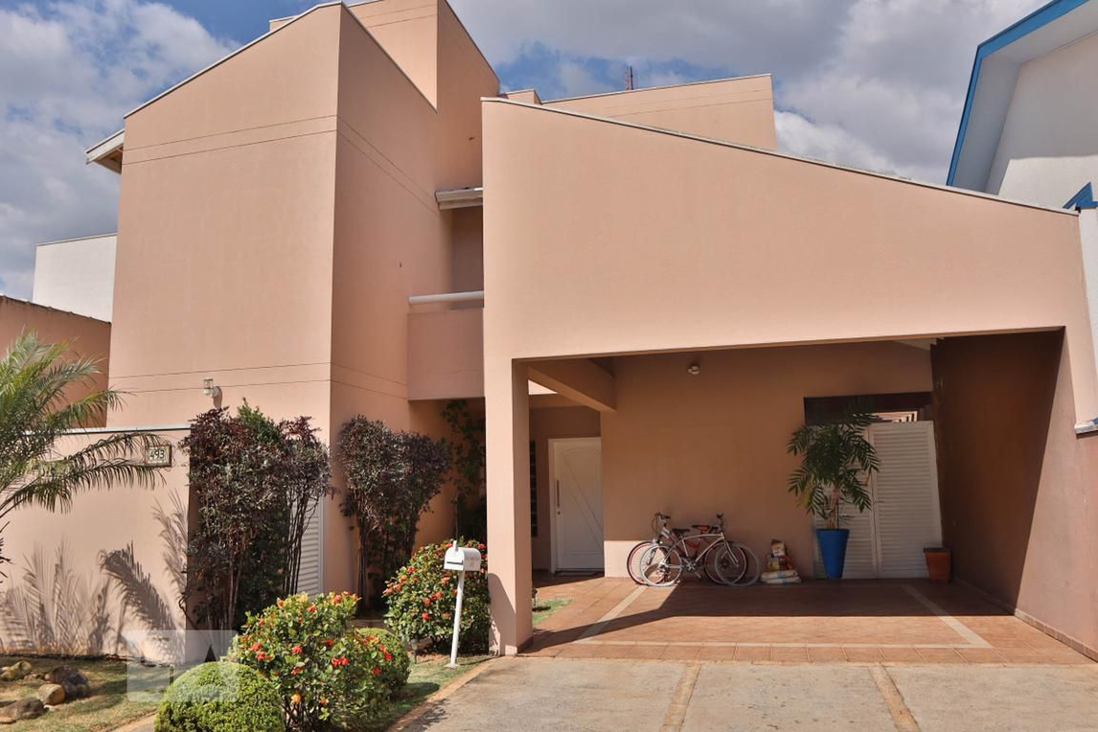 Fachada Condomínio Jardim Santa Teresa