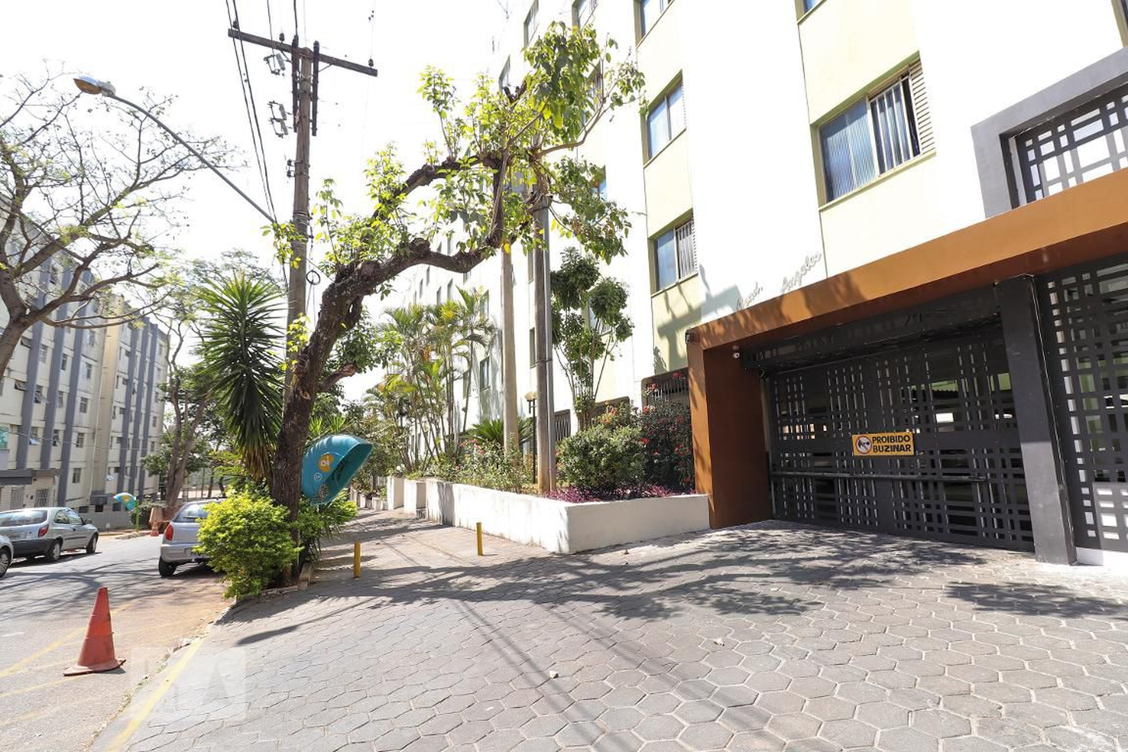 Fachada Condomínio em Rua 209-A, 1405