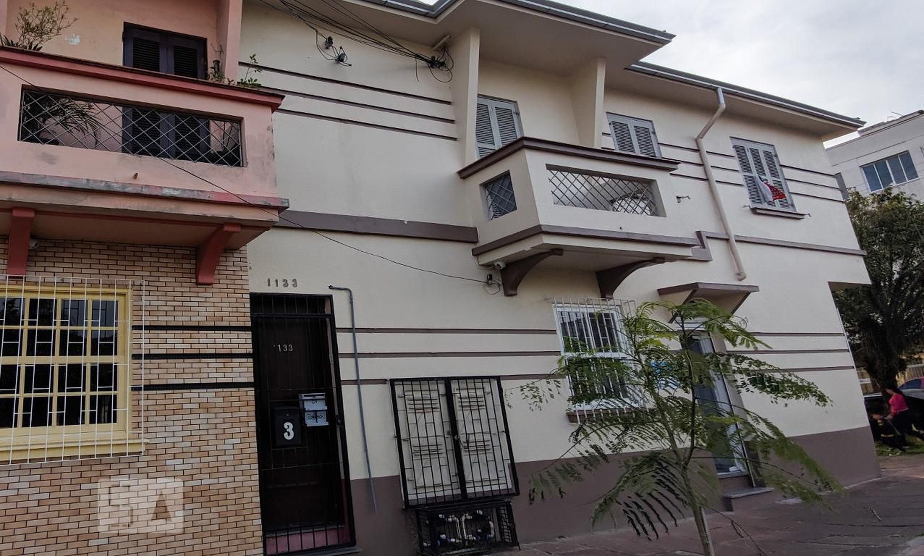 Fachada Condomínio em Rua São João, 1133