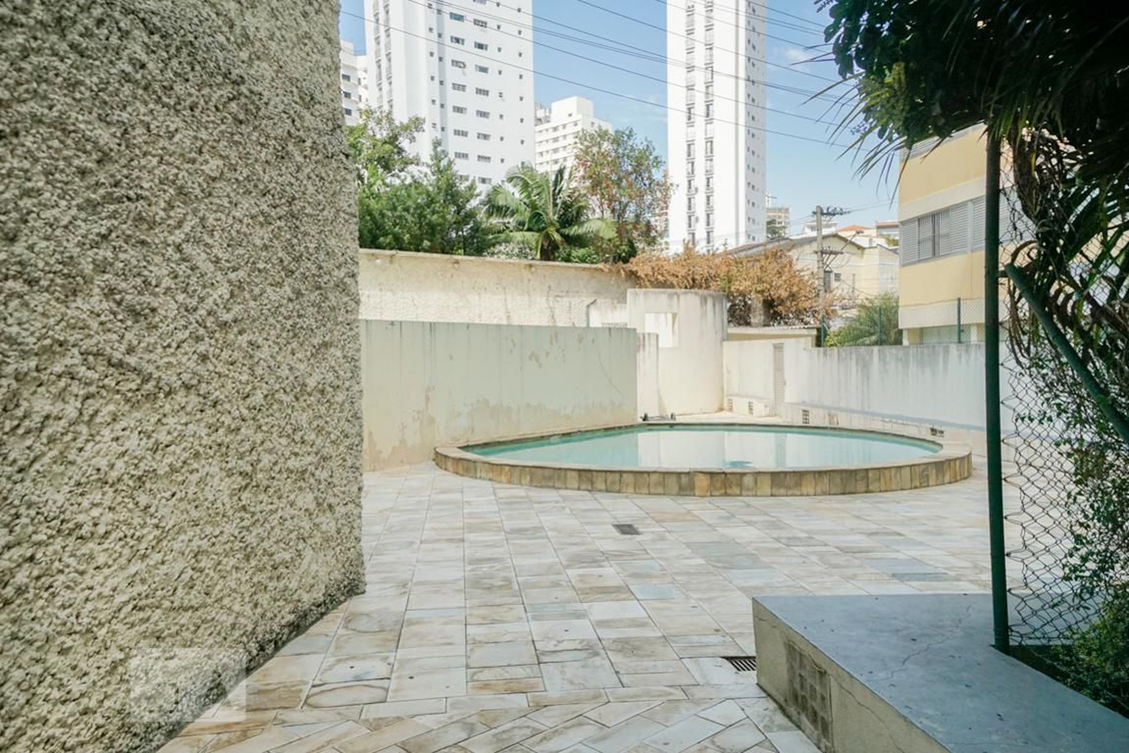 Piscina - Edifício Gama