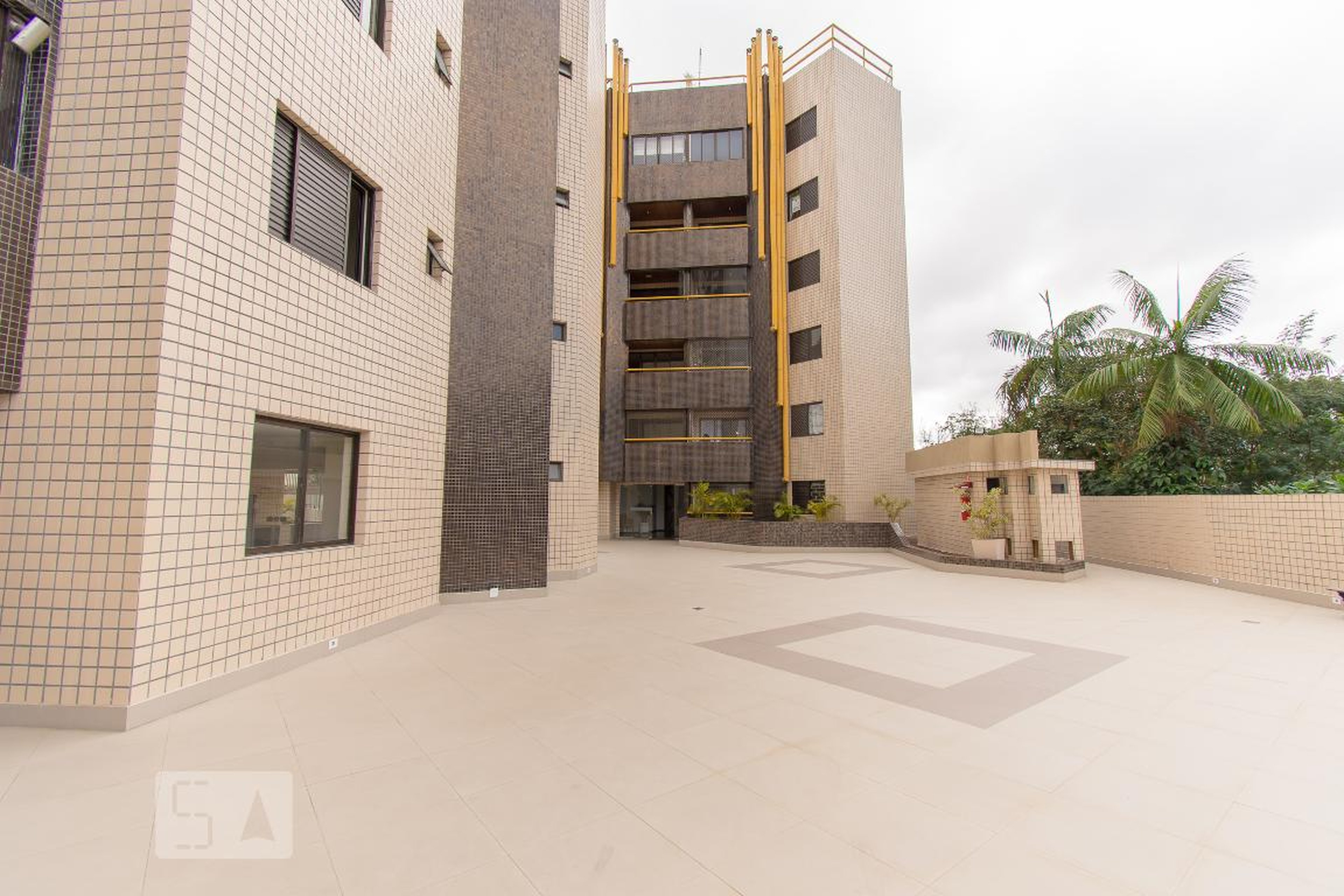 Fachada do Prédio Residencial Saint Simom