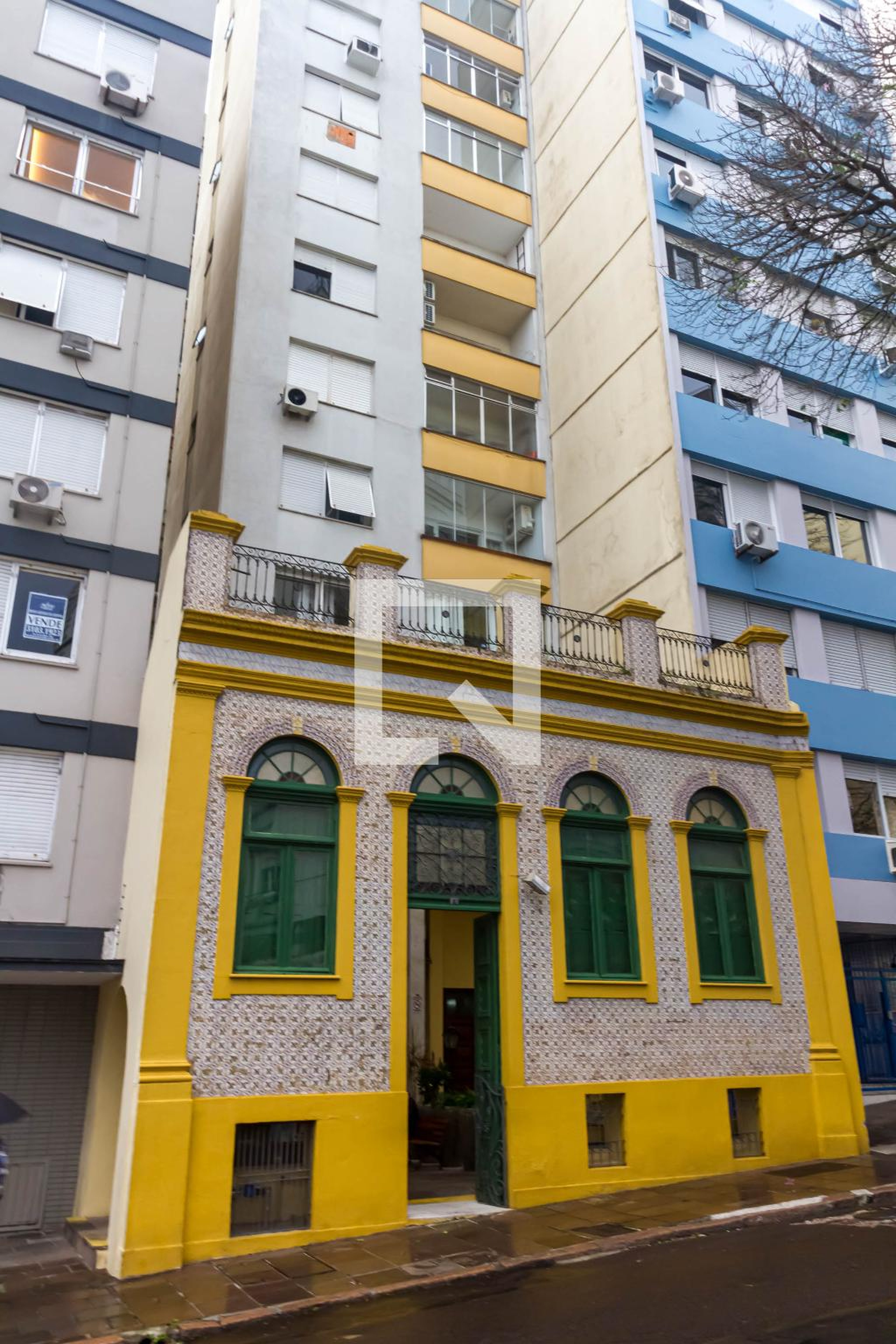 Fachada Condomínio Porto Alegre Antigo