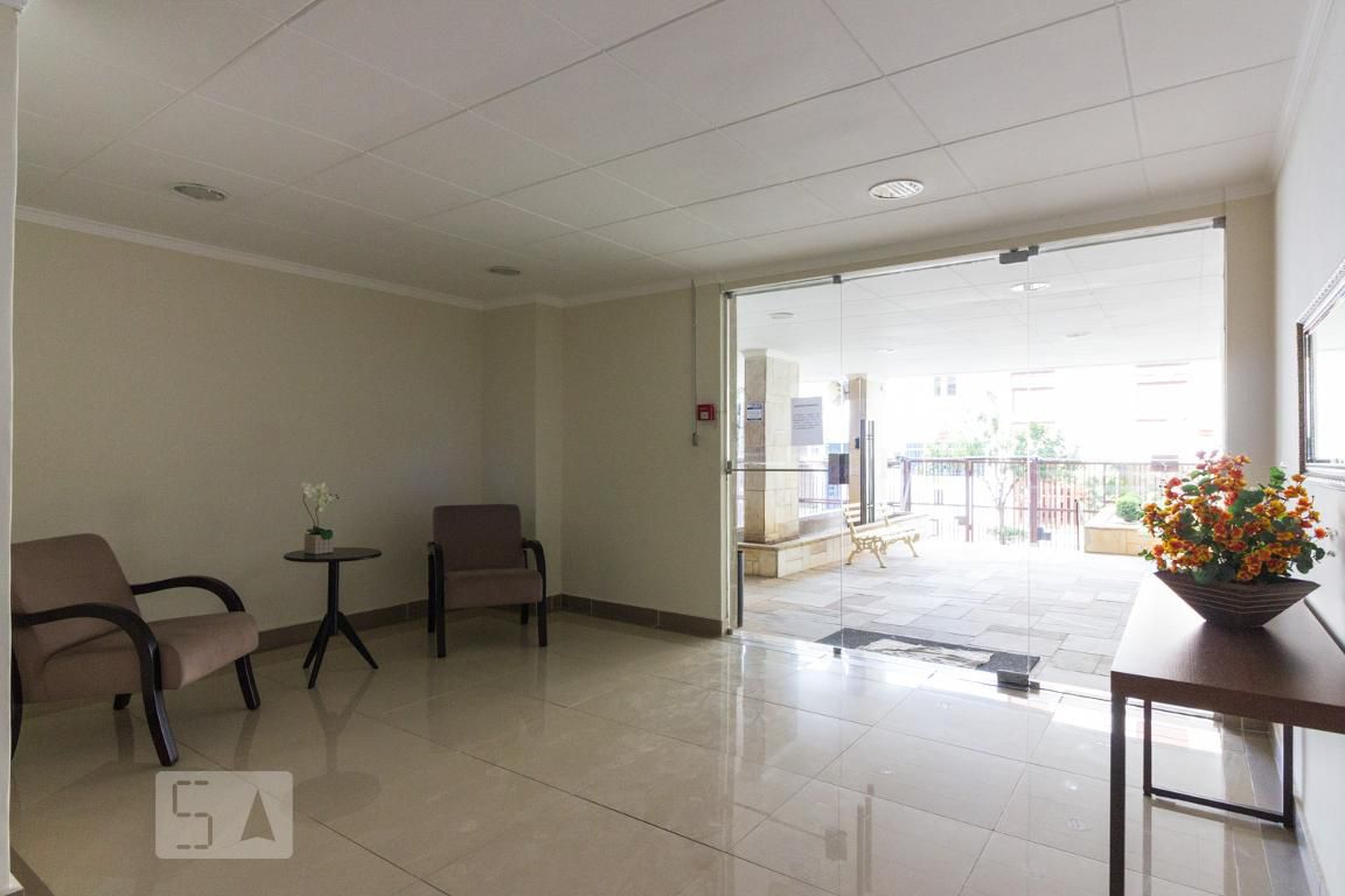 Hall Social - Anita Helene