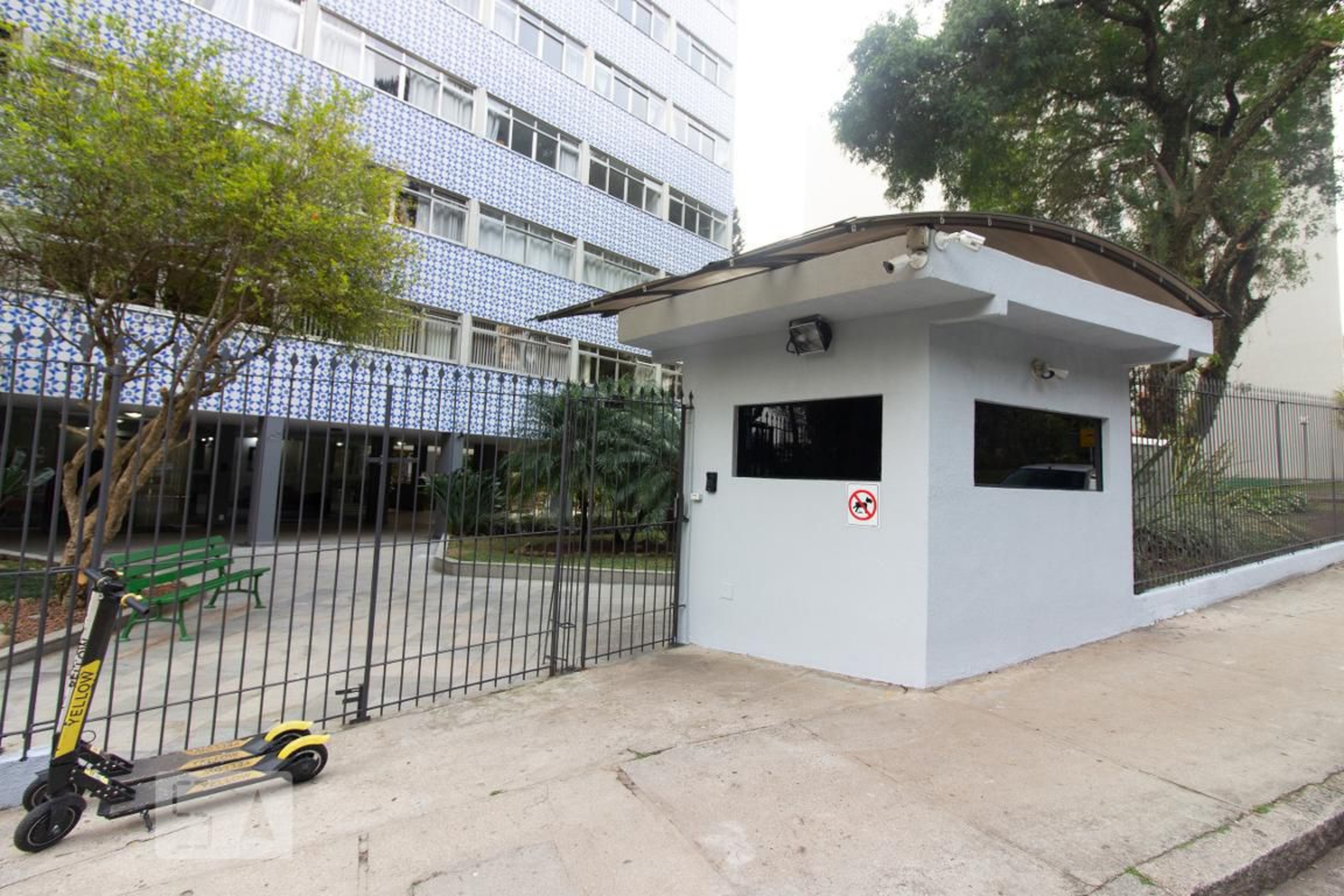 Fachada do Condomínio Edifício Cardeal